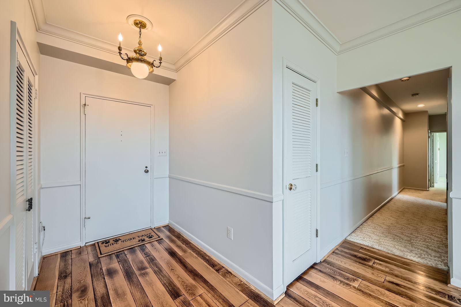 ELEVEN SLADE - Residential