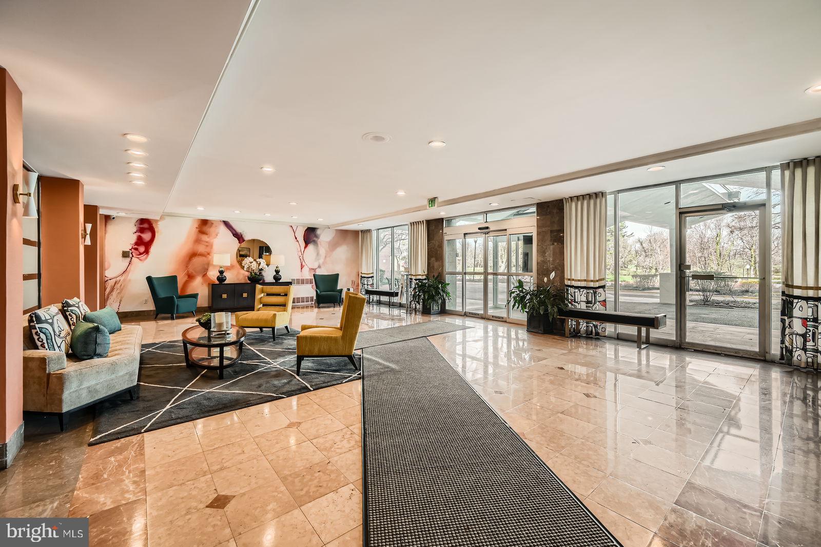 ELEVEN SLADE - Residential