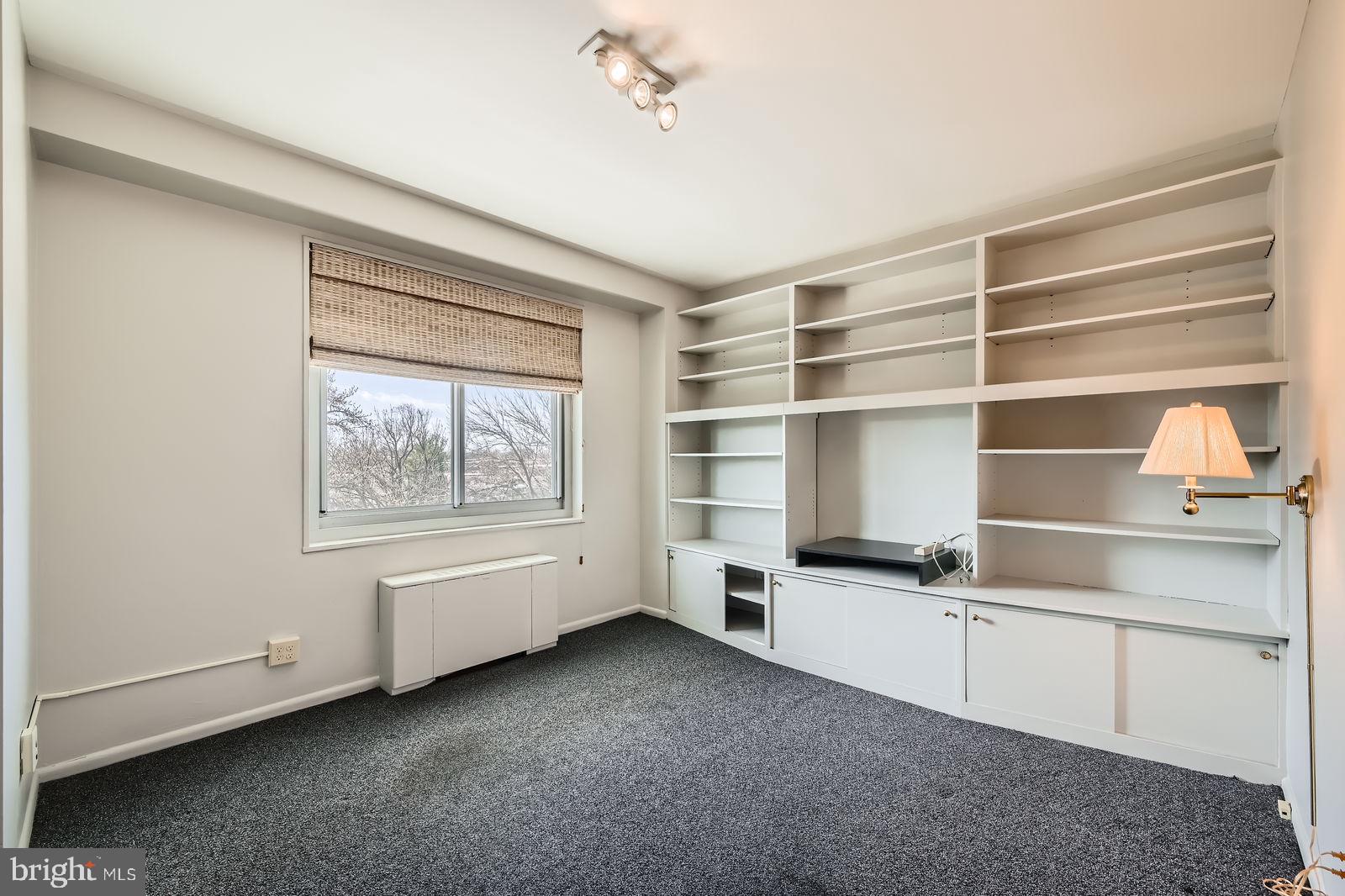 ELEVEN SLADE - Residential