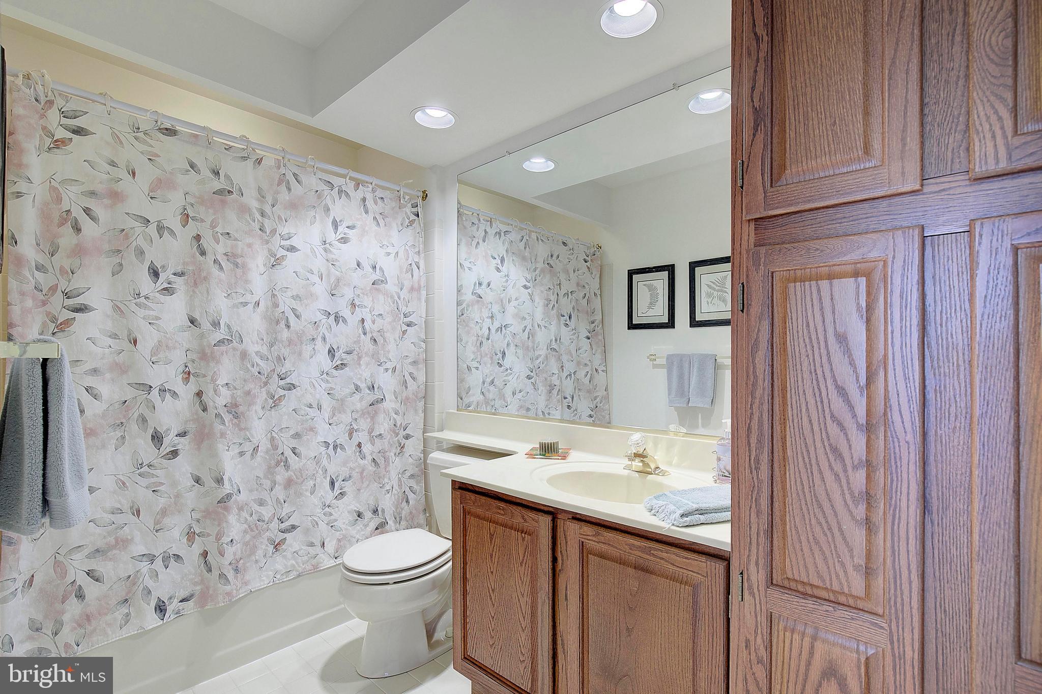 RIVA TRACE - Residential