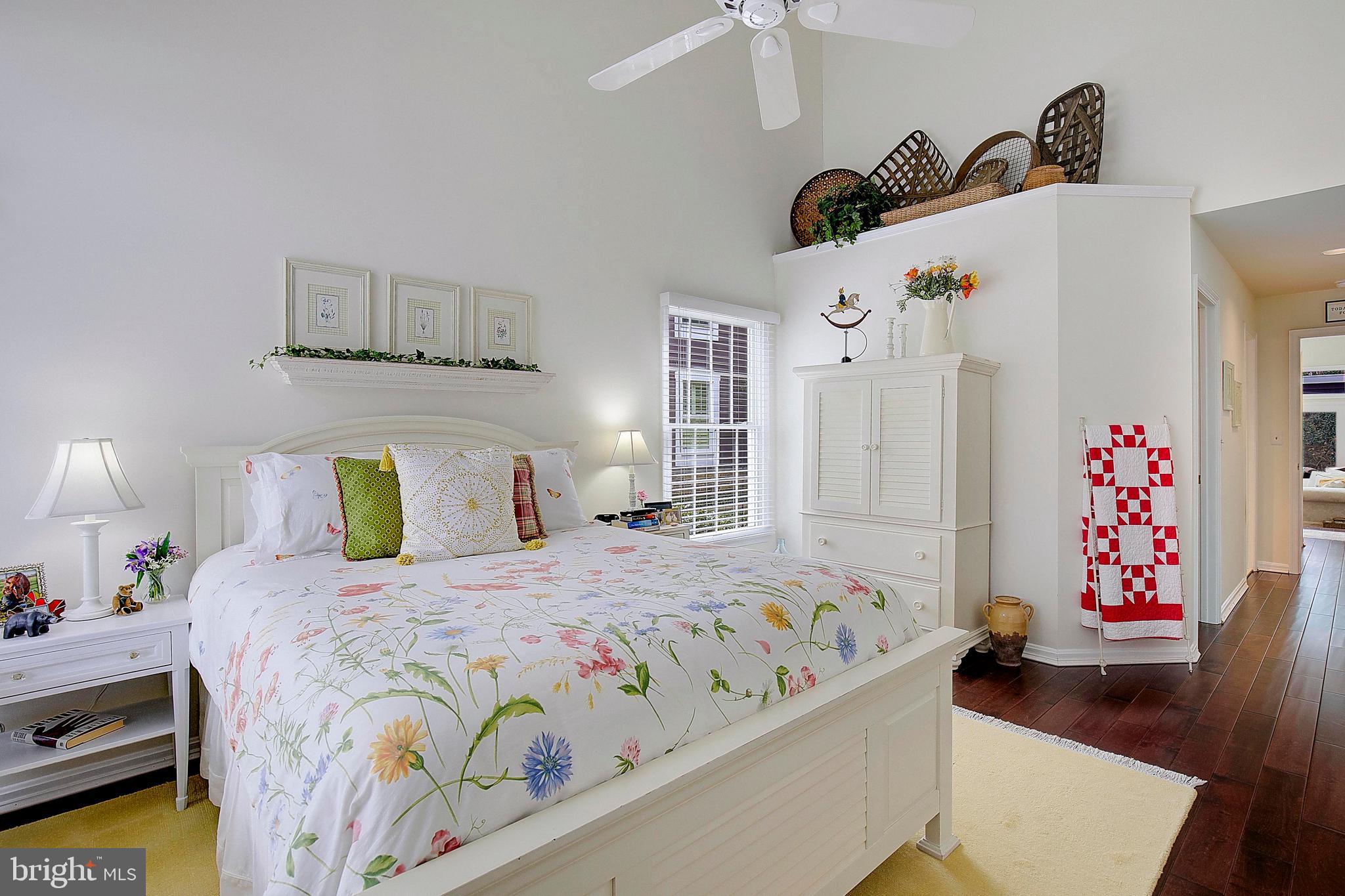 RIVA TRACE - Residential