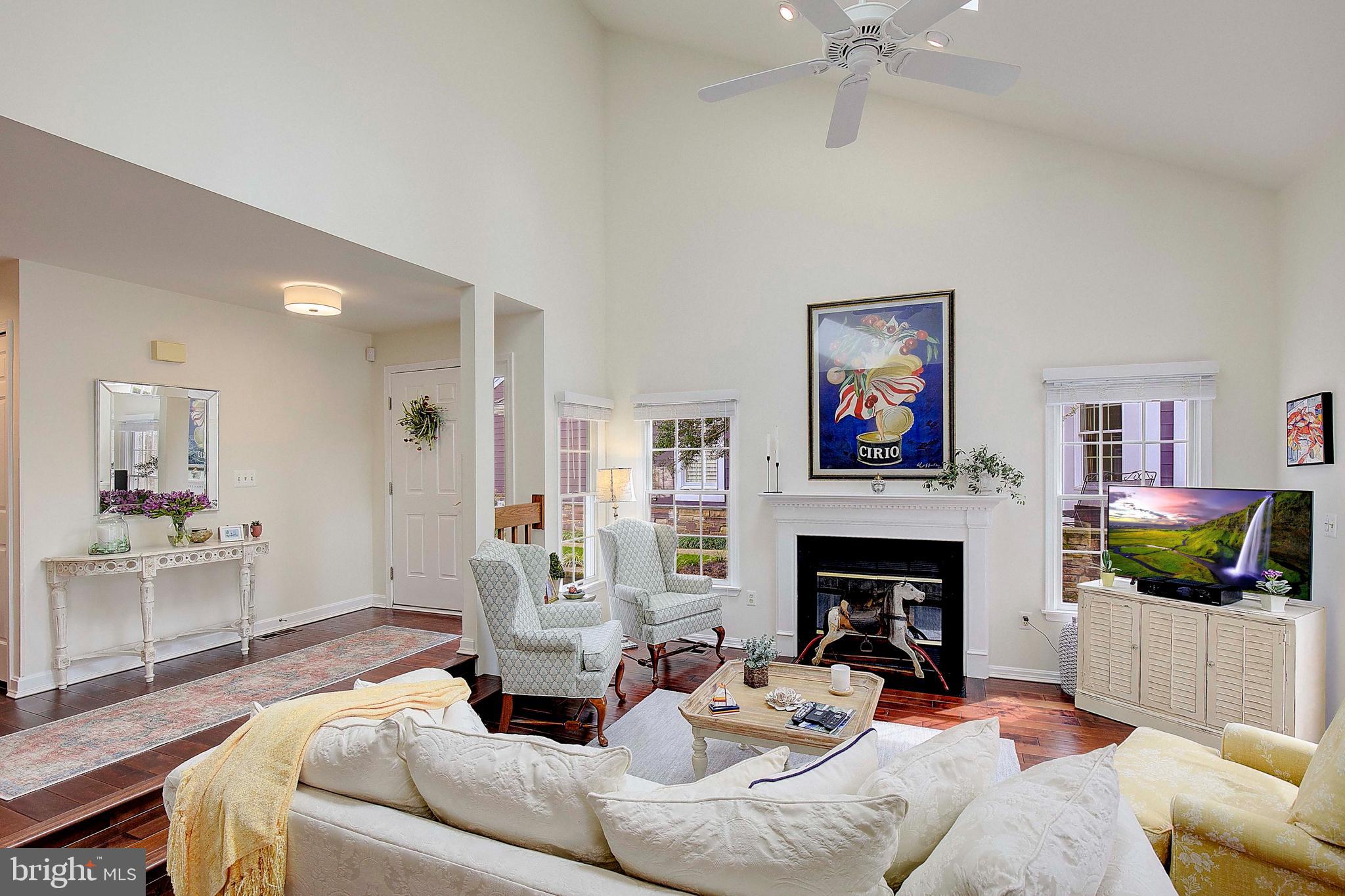 RIVA TRACE - Residential