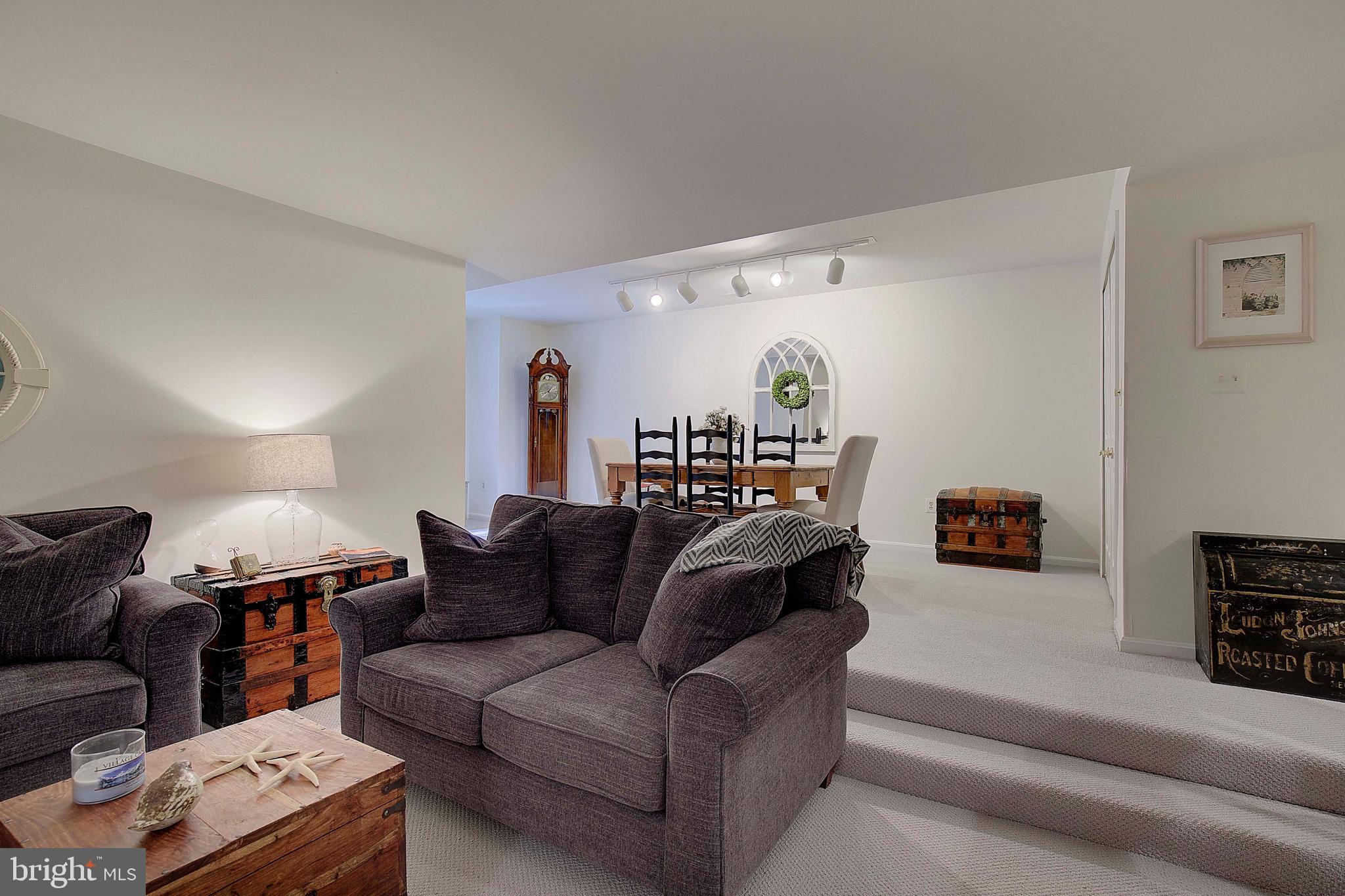 RIVA TRACE - Residential