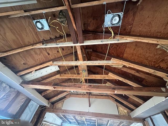 HOLLOWAY BEACH - Residential