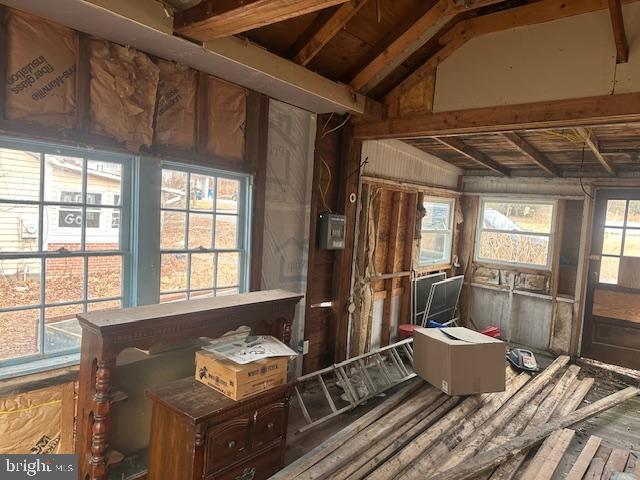 HOLLOWAY BEACH - Residential