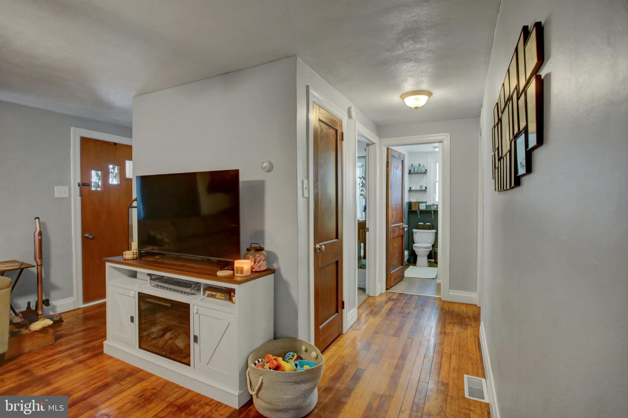 SHIPPENSBURG - Residential