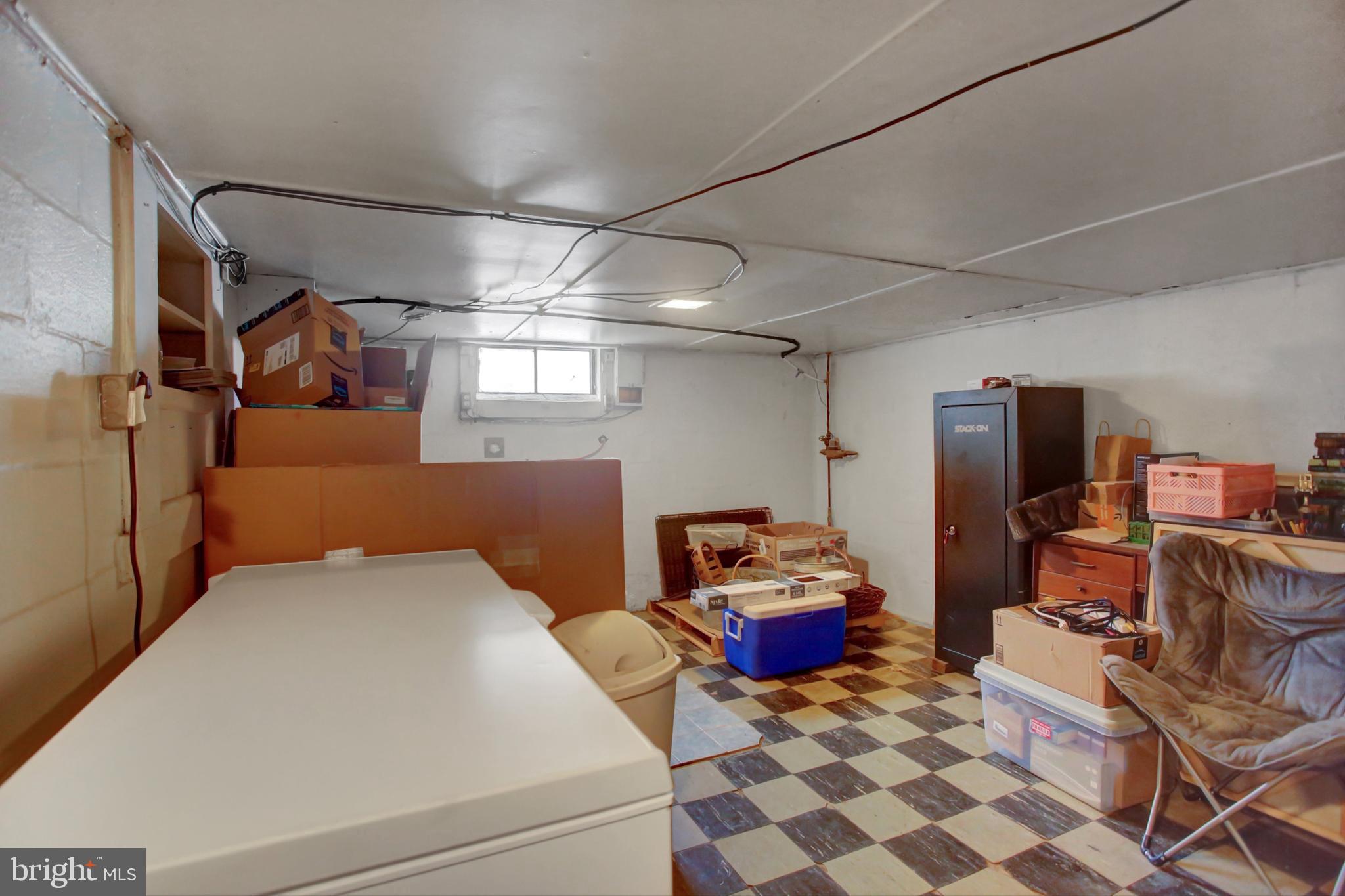 SHIPPENSBURG - Residential