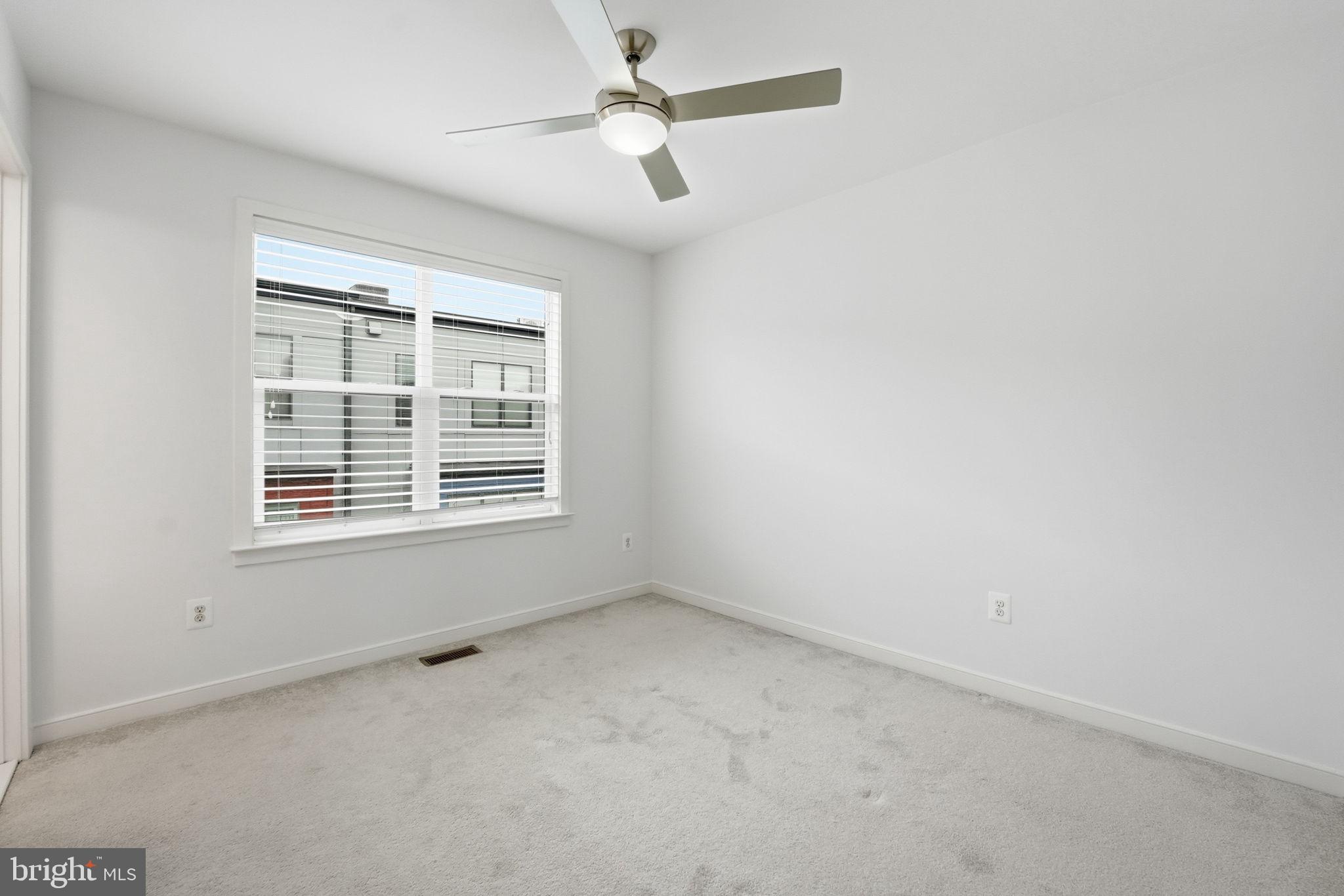 MOSAIC AT MERRIFIELD - Residential