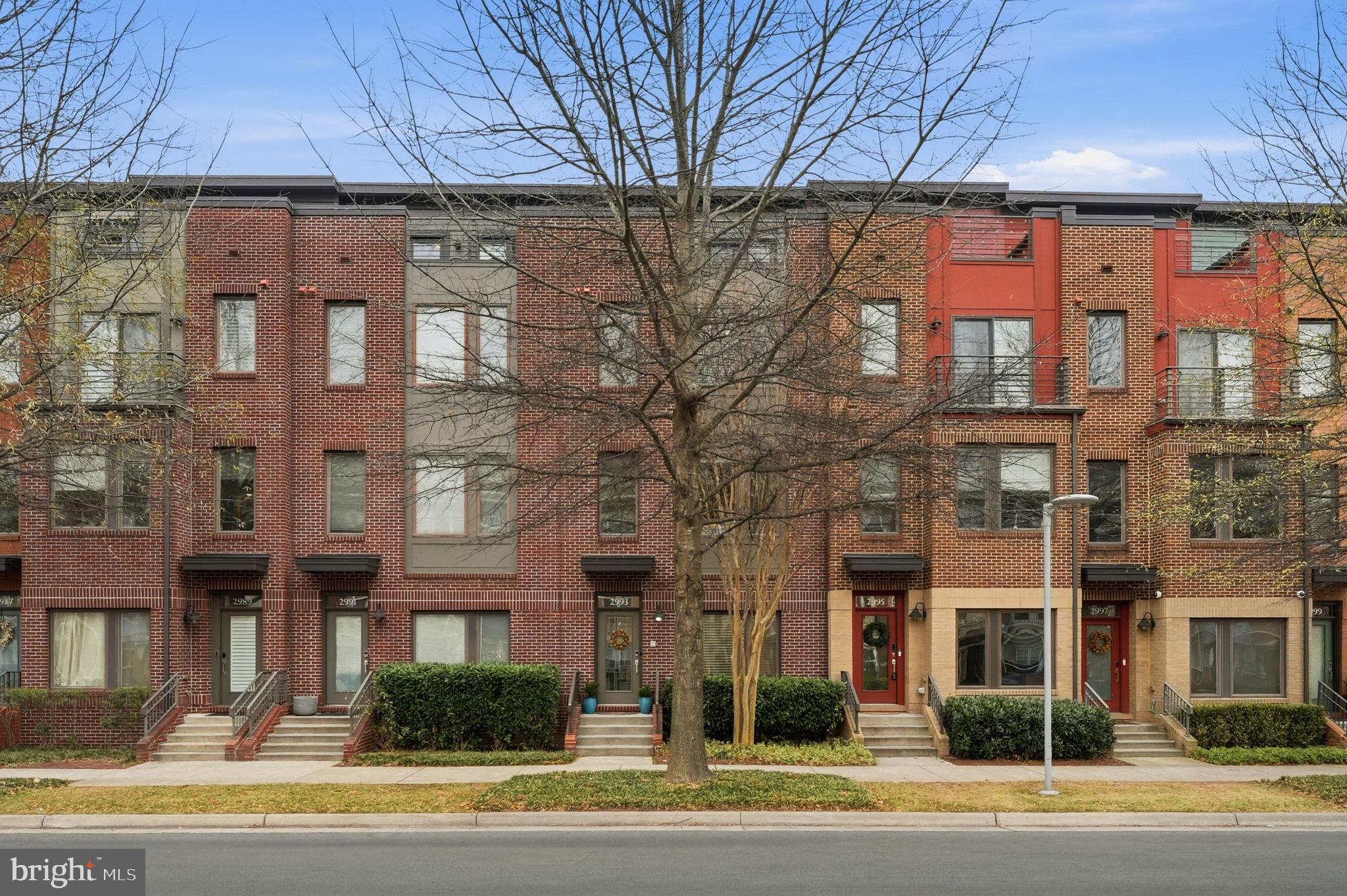 MOSAIC AT MERRIFIELD - Residential