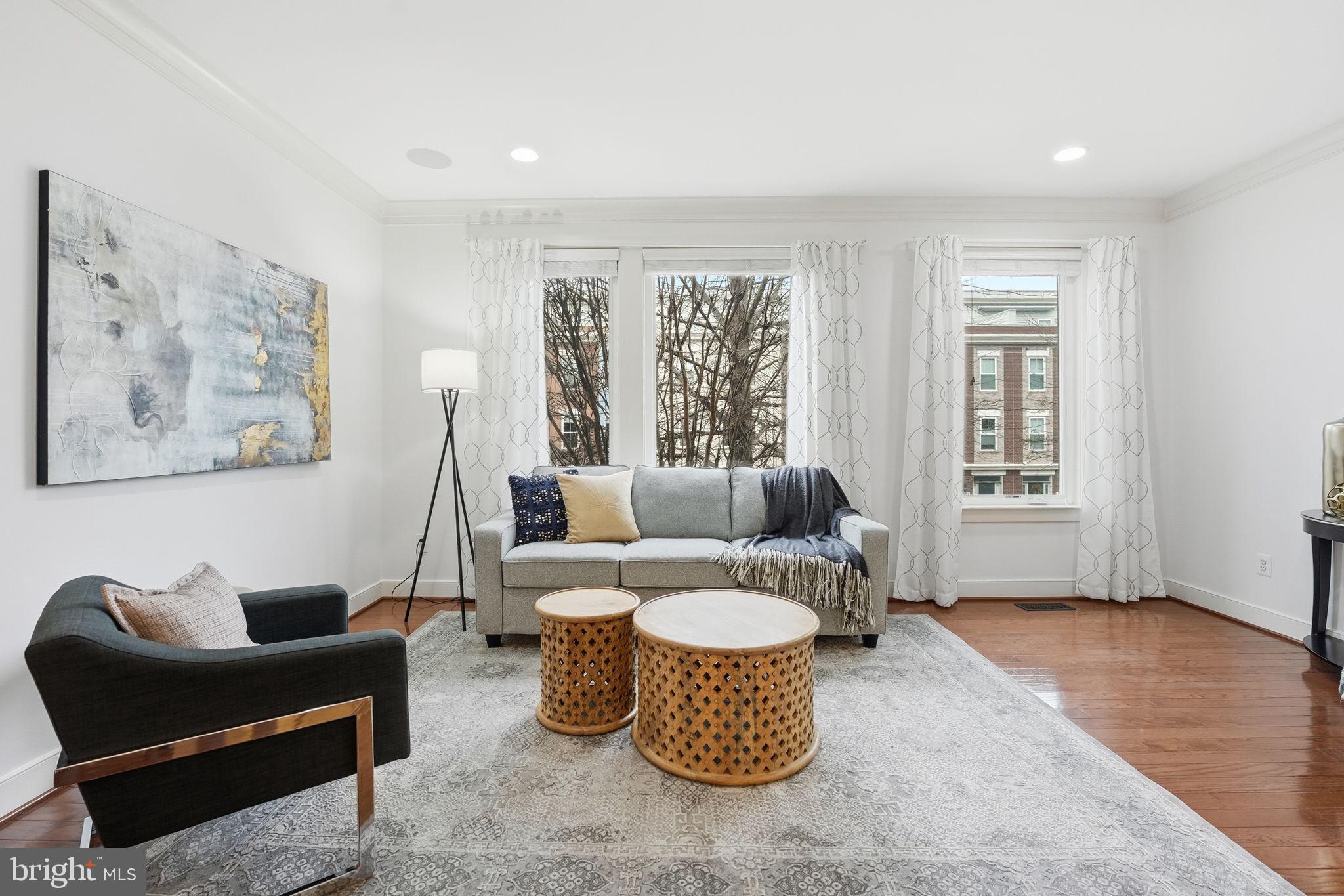 MOSAIC AT MERRIFIELD - Residential