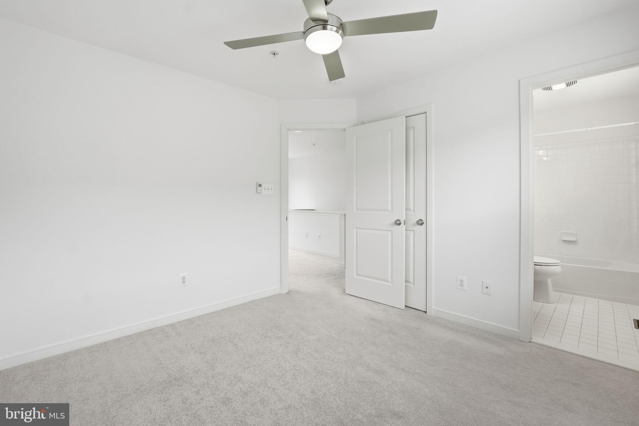 MOSAIC AT MERRIFIELD - Residential