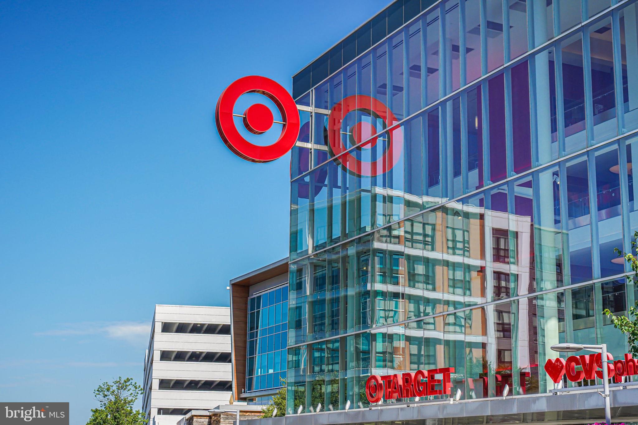 MOSAIC AT MERRIFIELD - Residential