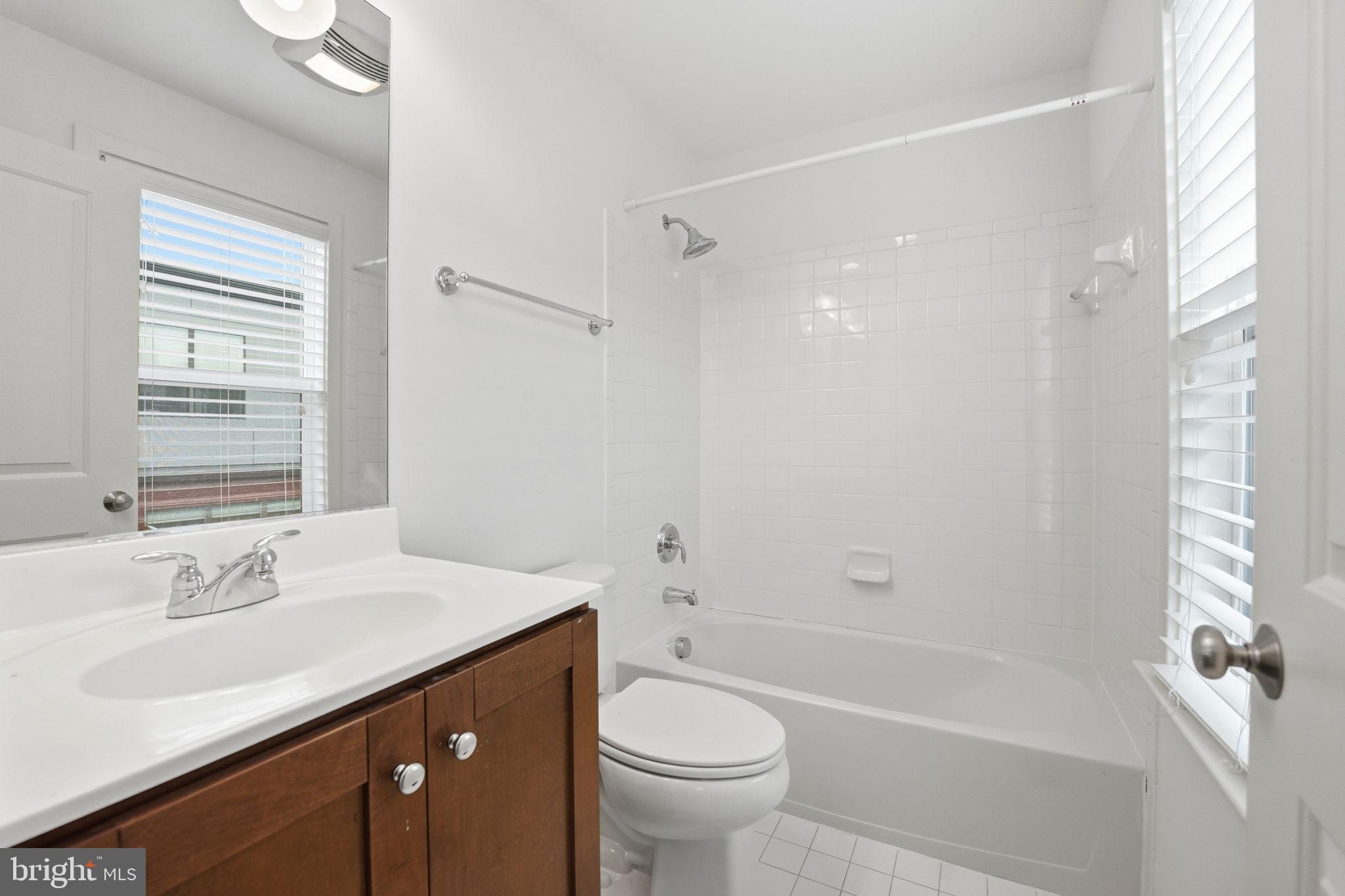 MOSAIC AT MERRIFIELD - Residential