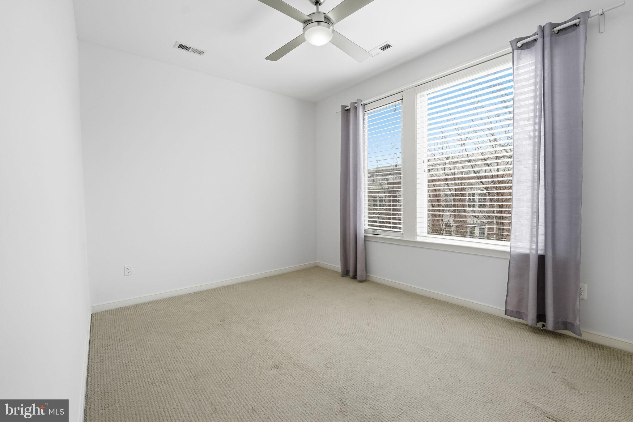 MOSAIC AT MERRIFIELD - Residential