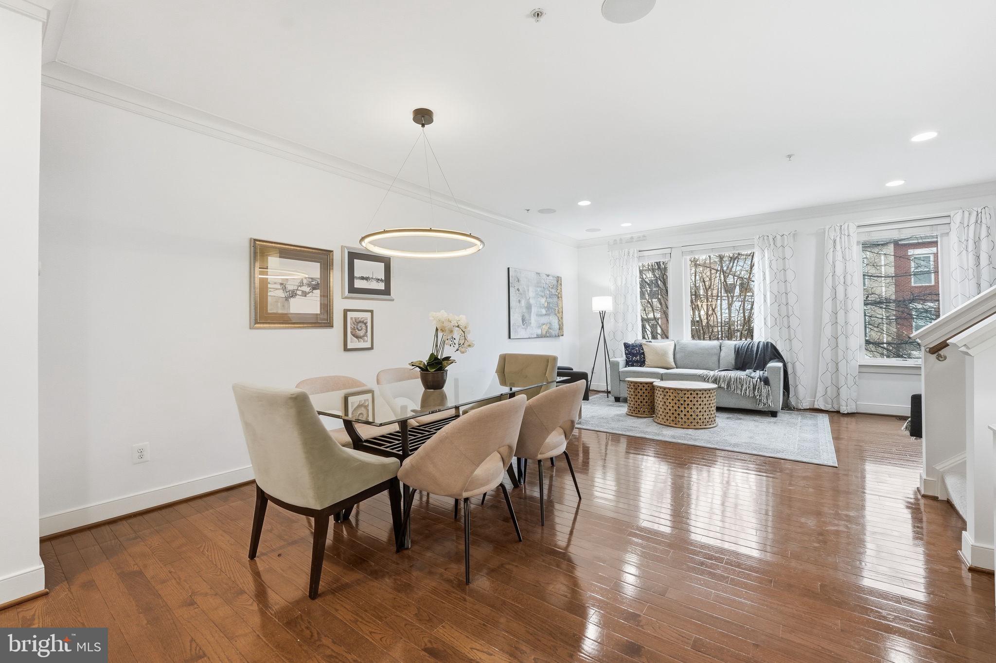 MOSAIC AT MERRIFIELD - Residential