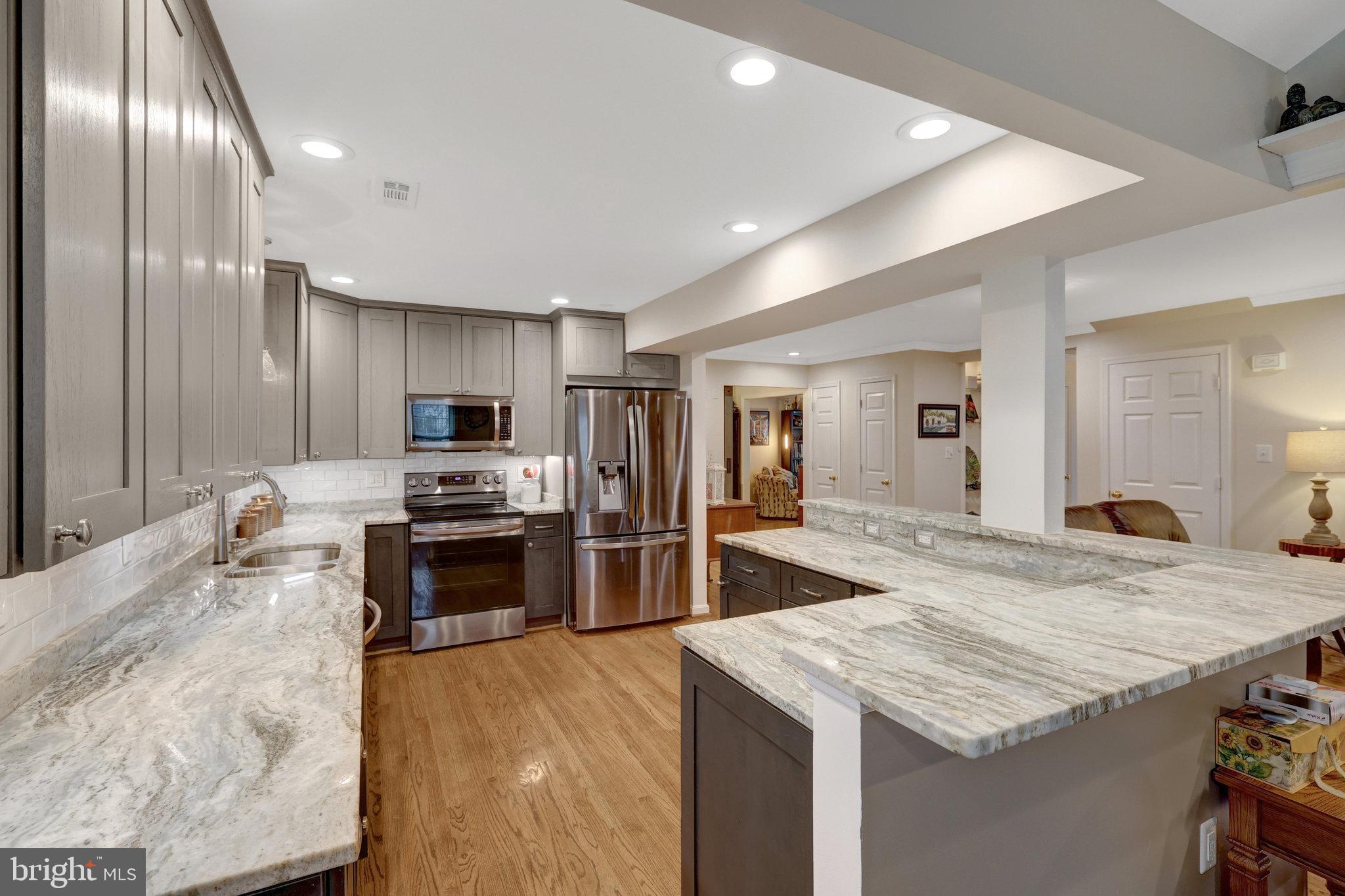 ASHBURN FARM - Residential