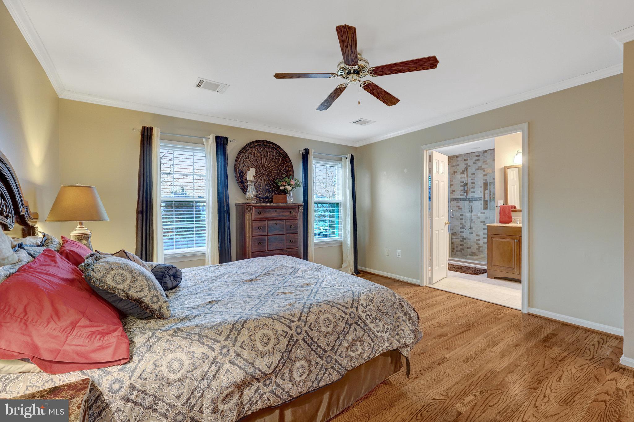 ASHBURN FARM - Residential