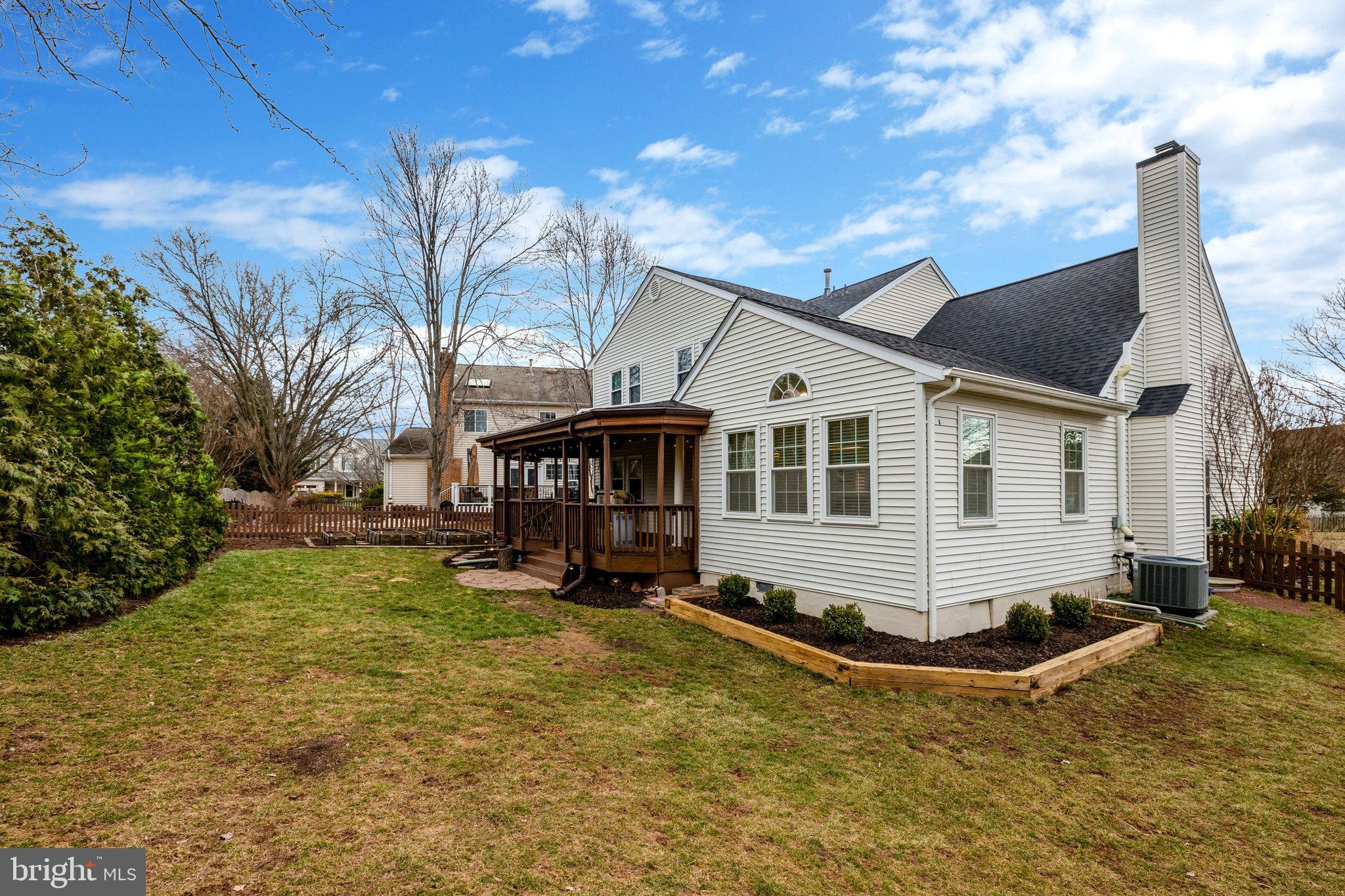 ASHBURN FARM - Residential