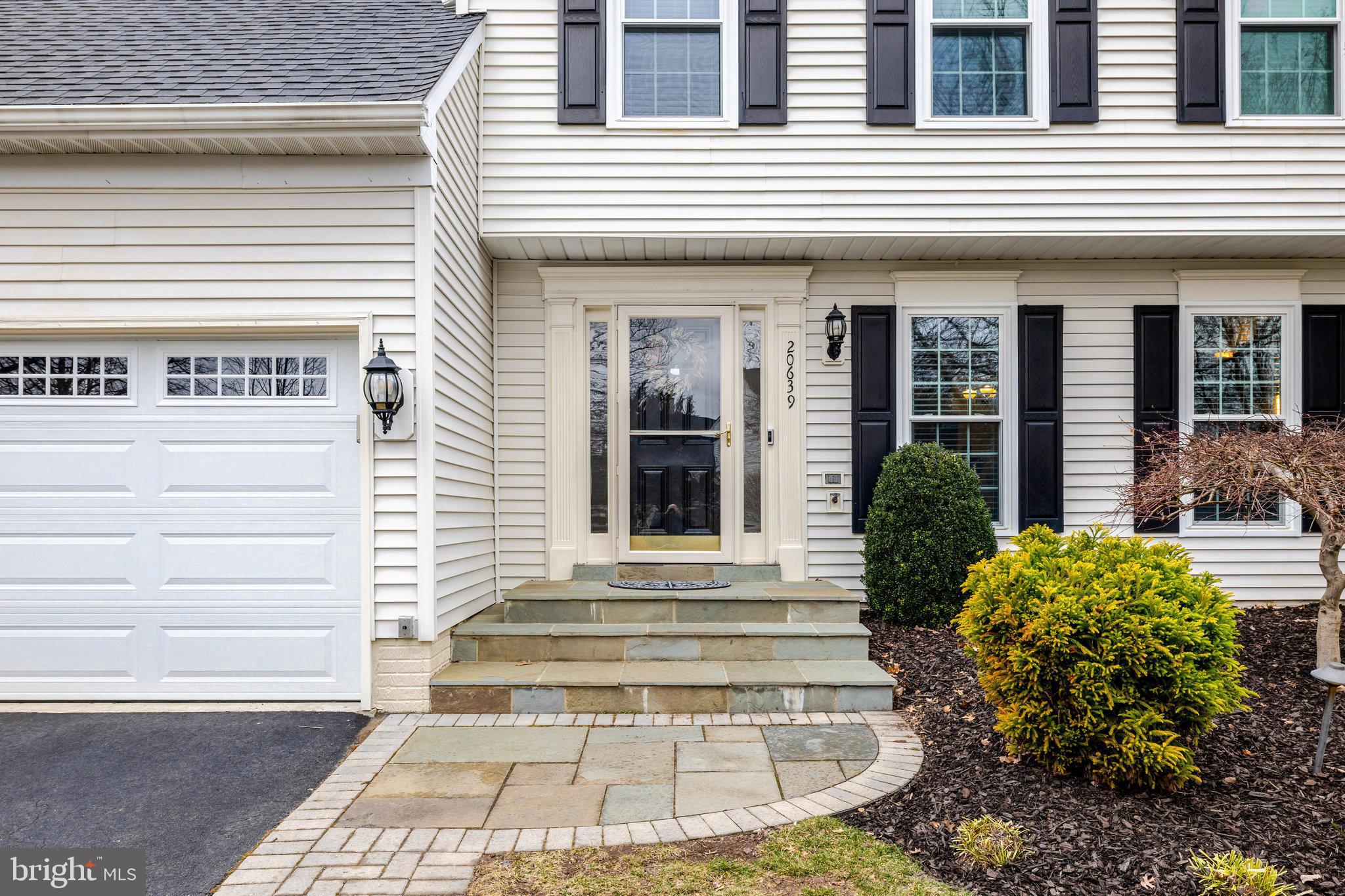 ASHBURN FARM - Residential