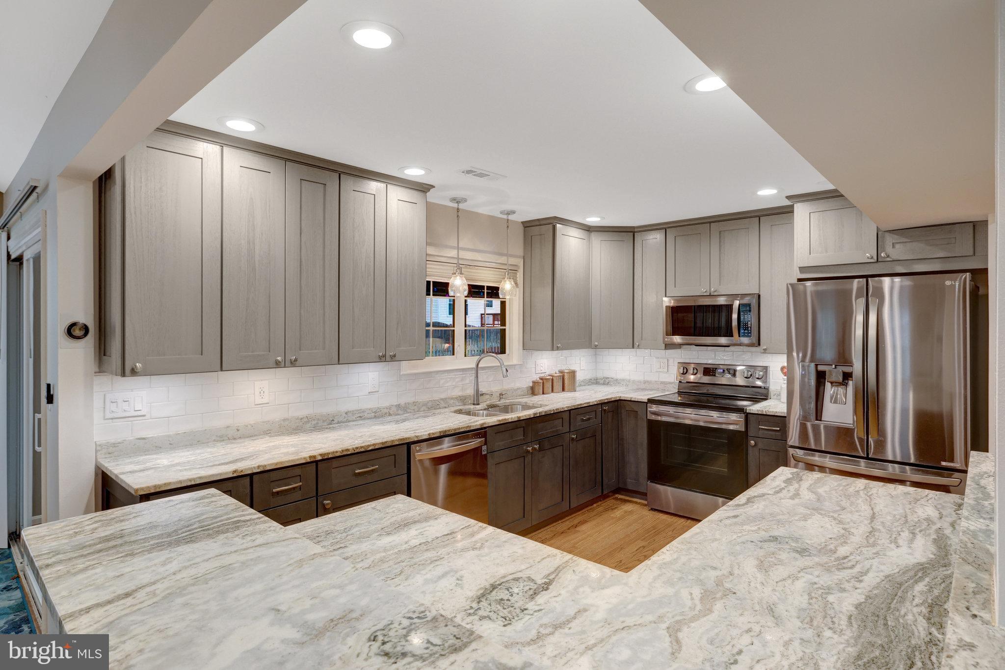 ASHBURN FARM - Residential