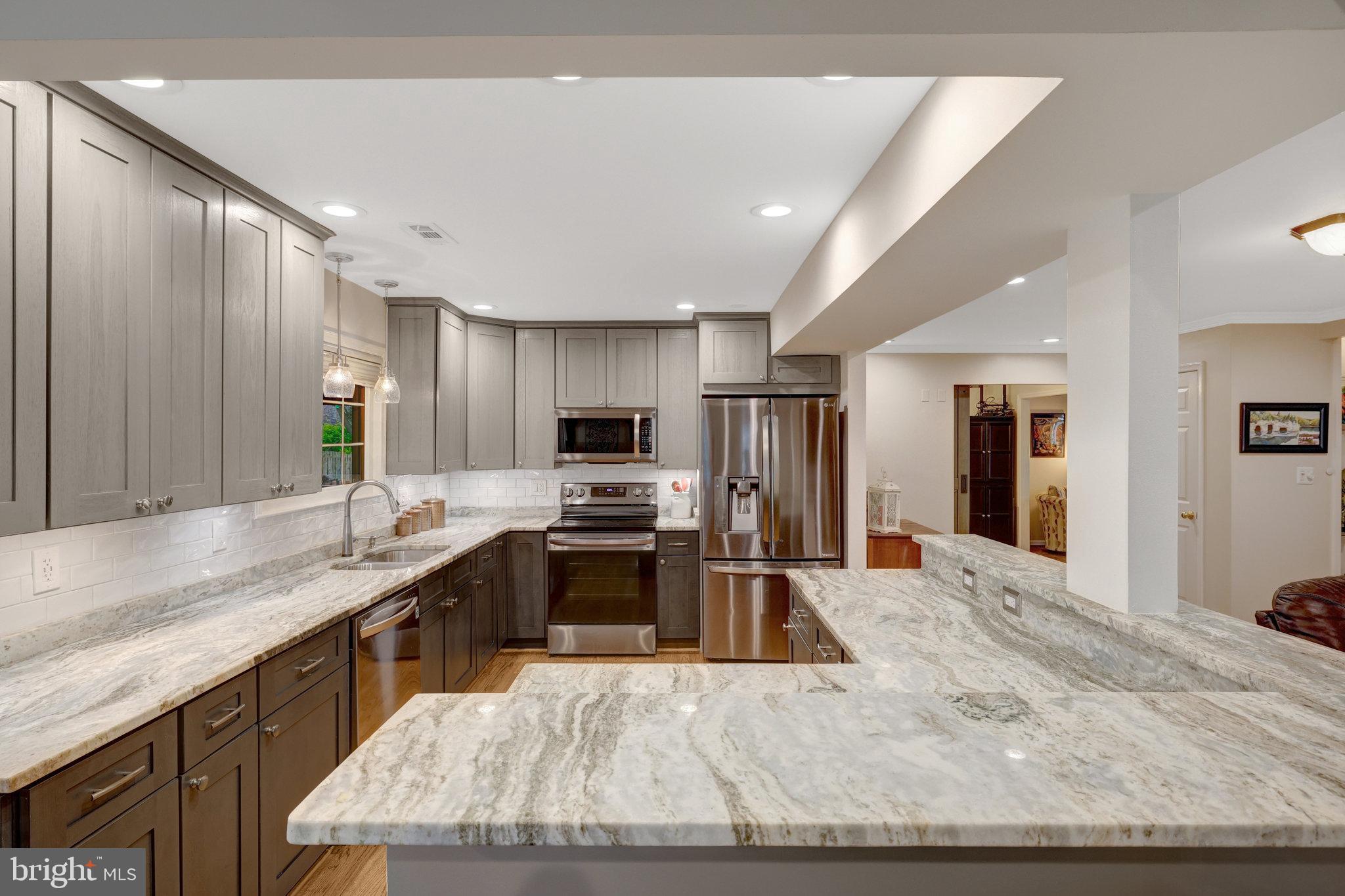 ASHBURN FARM - Residential