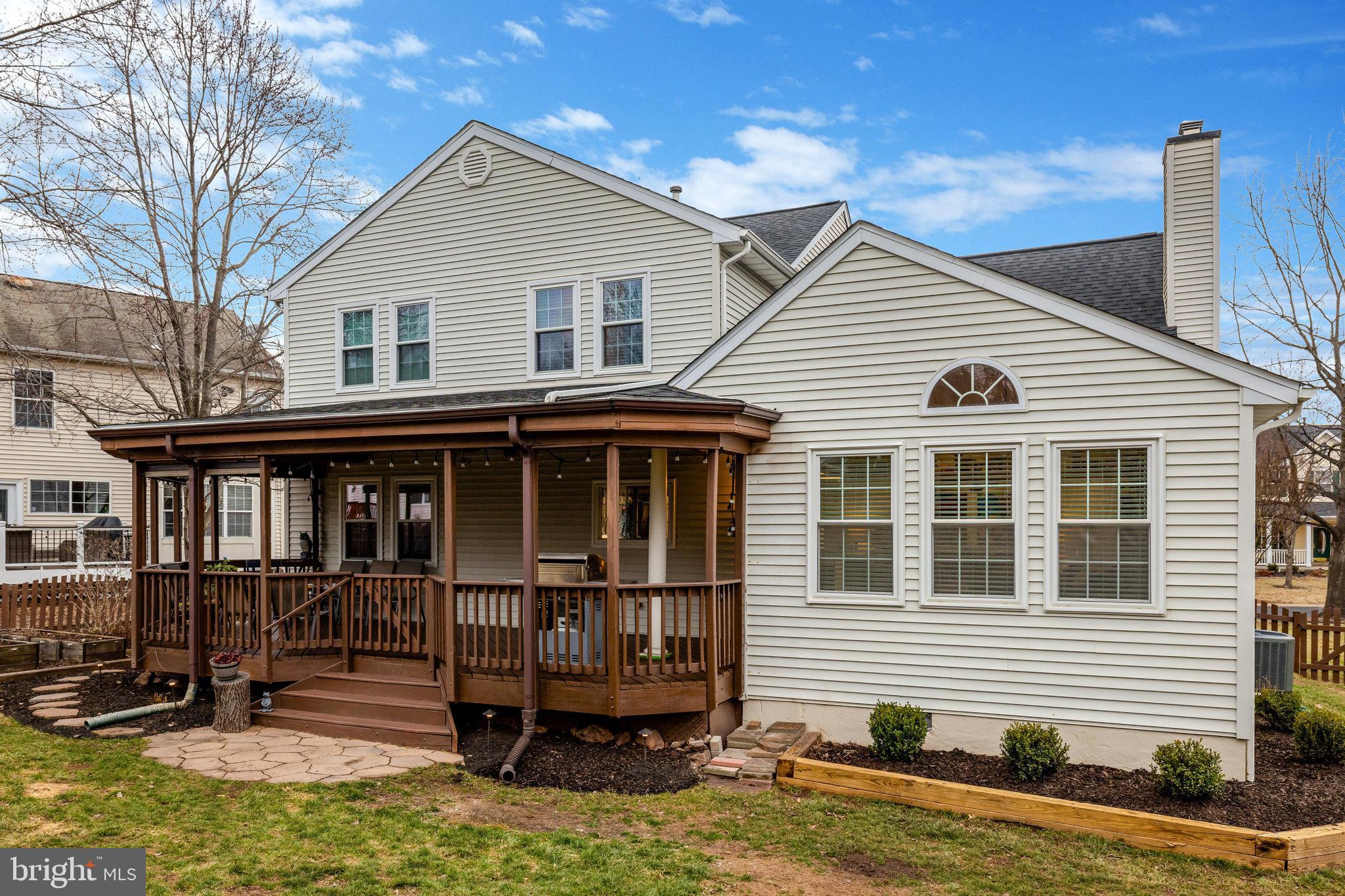 ASHBURN FARM - Residential