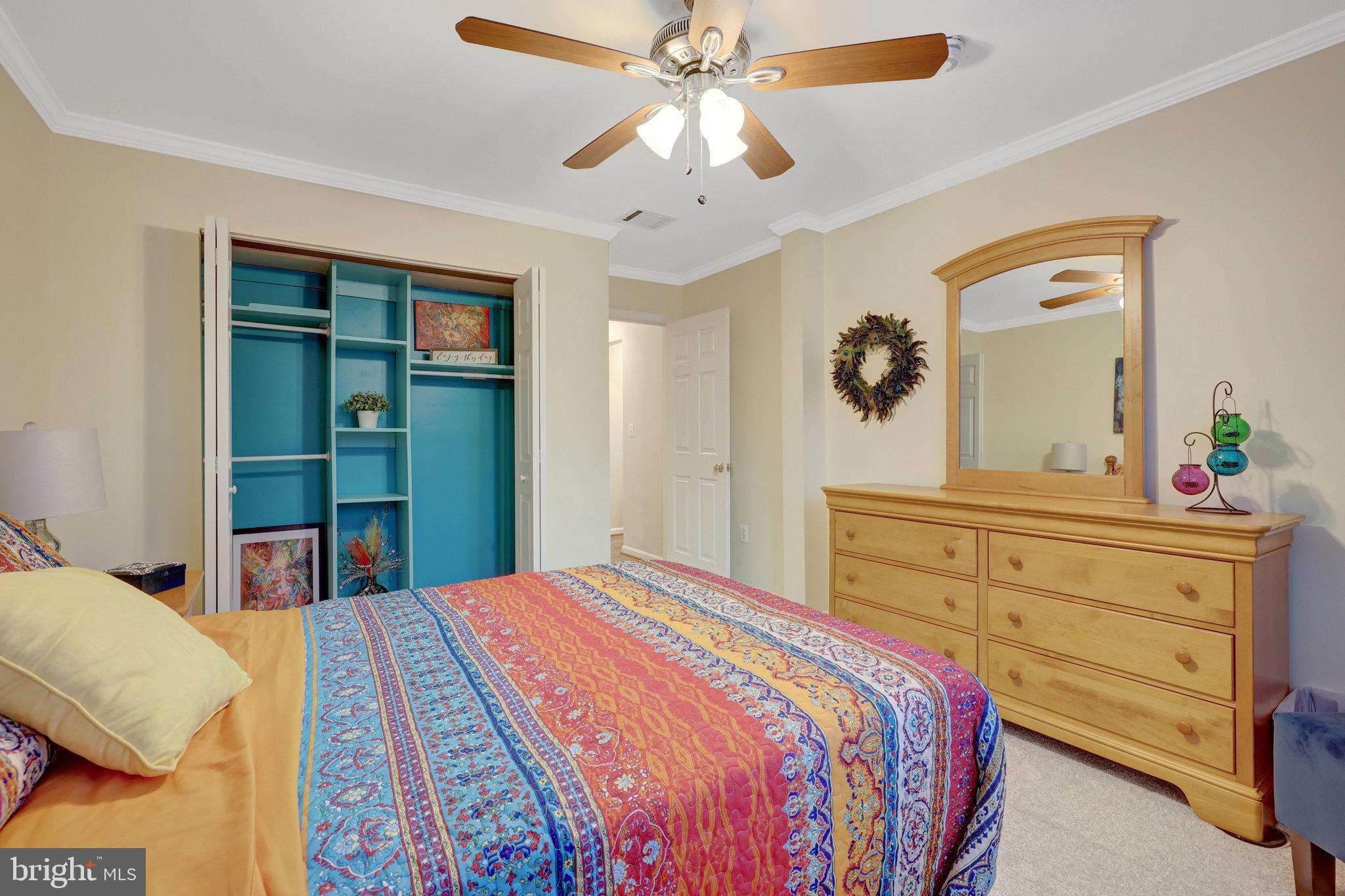 ASHBURN FARM - Residential