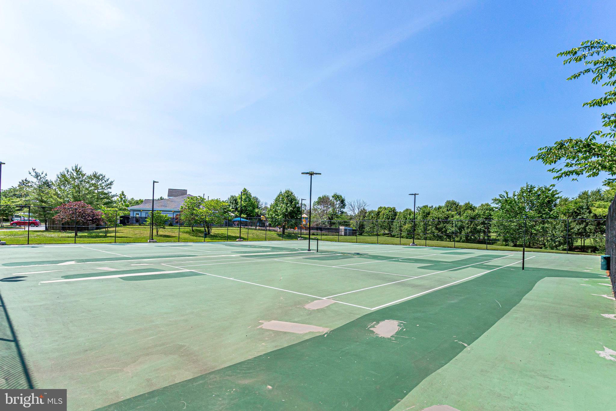 ASHBURN FARM - Residential