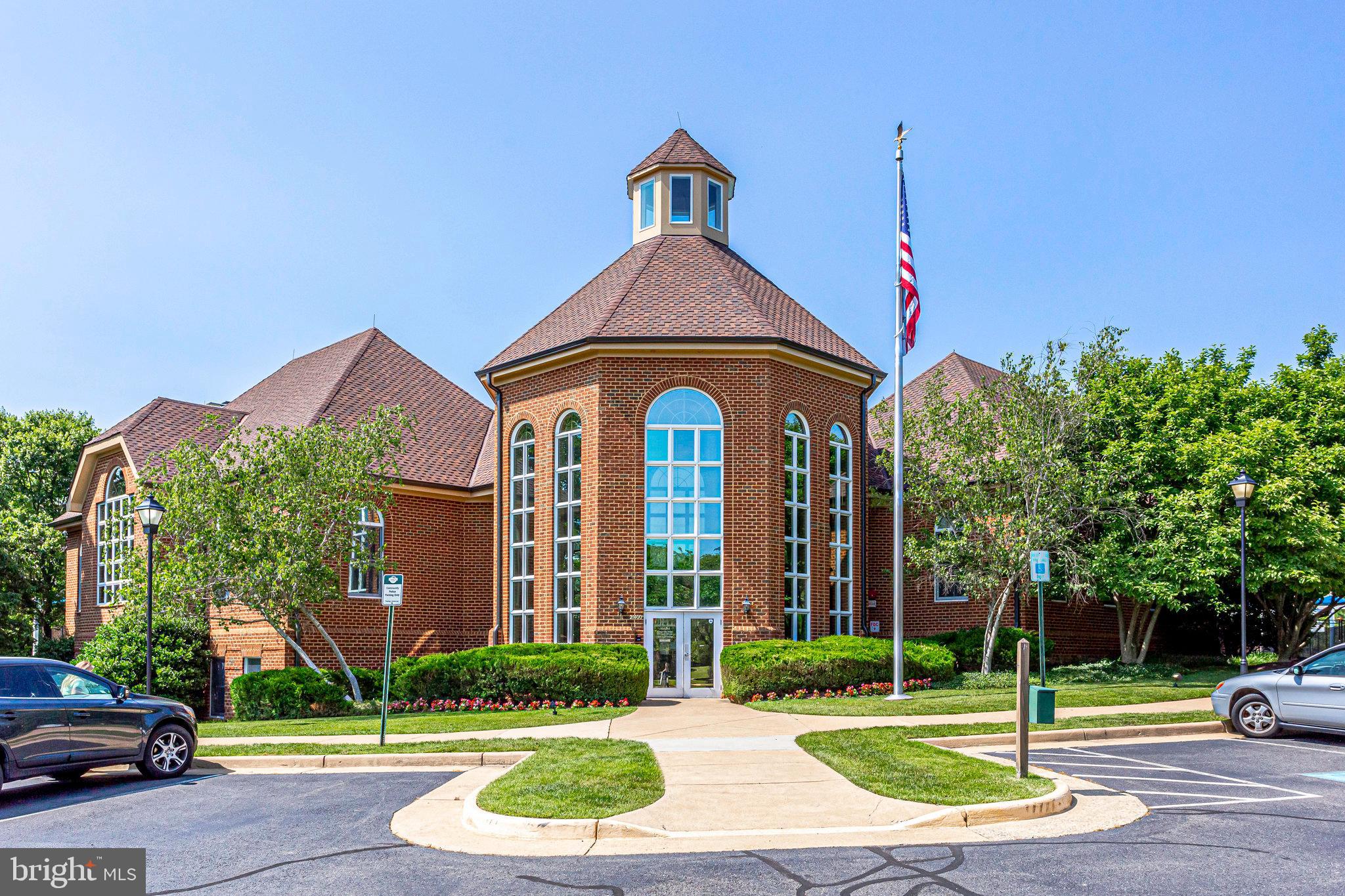 ASHBURN FARM - Residential