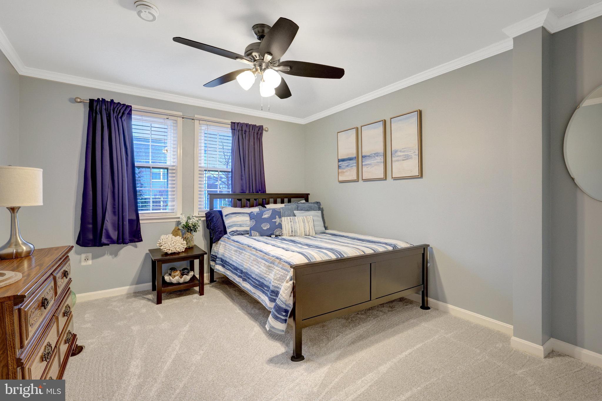 ASHBURN FARM - Residential