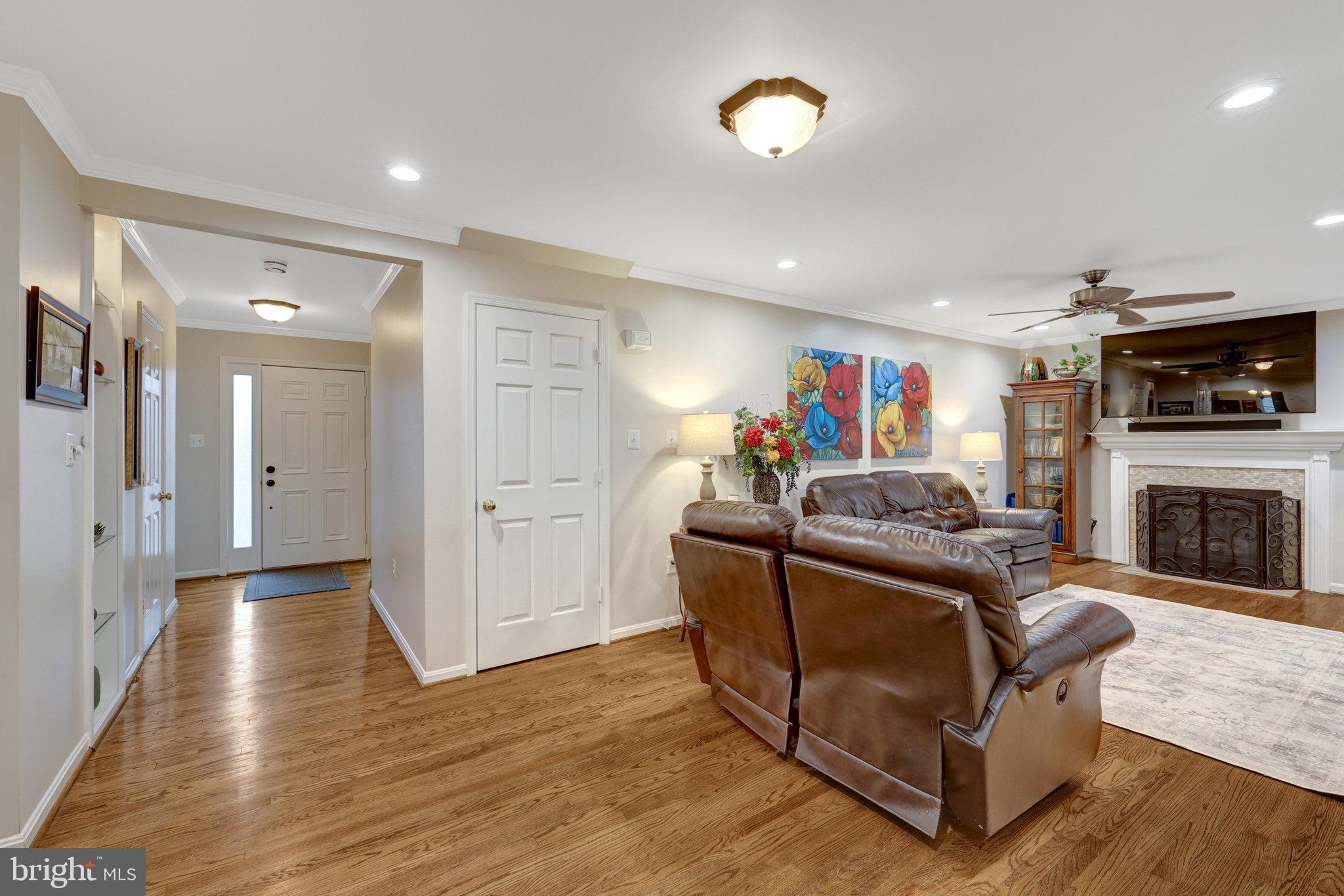 ASHBURN FARM - Residential