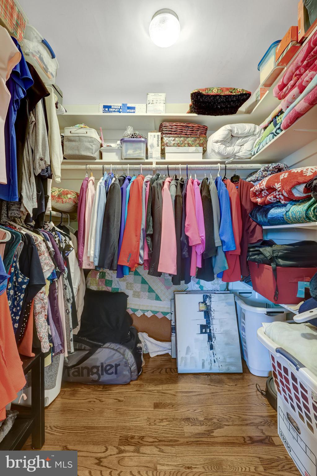 ASHBURN FARM - Residential