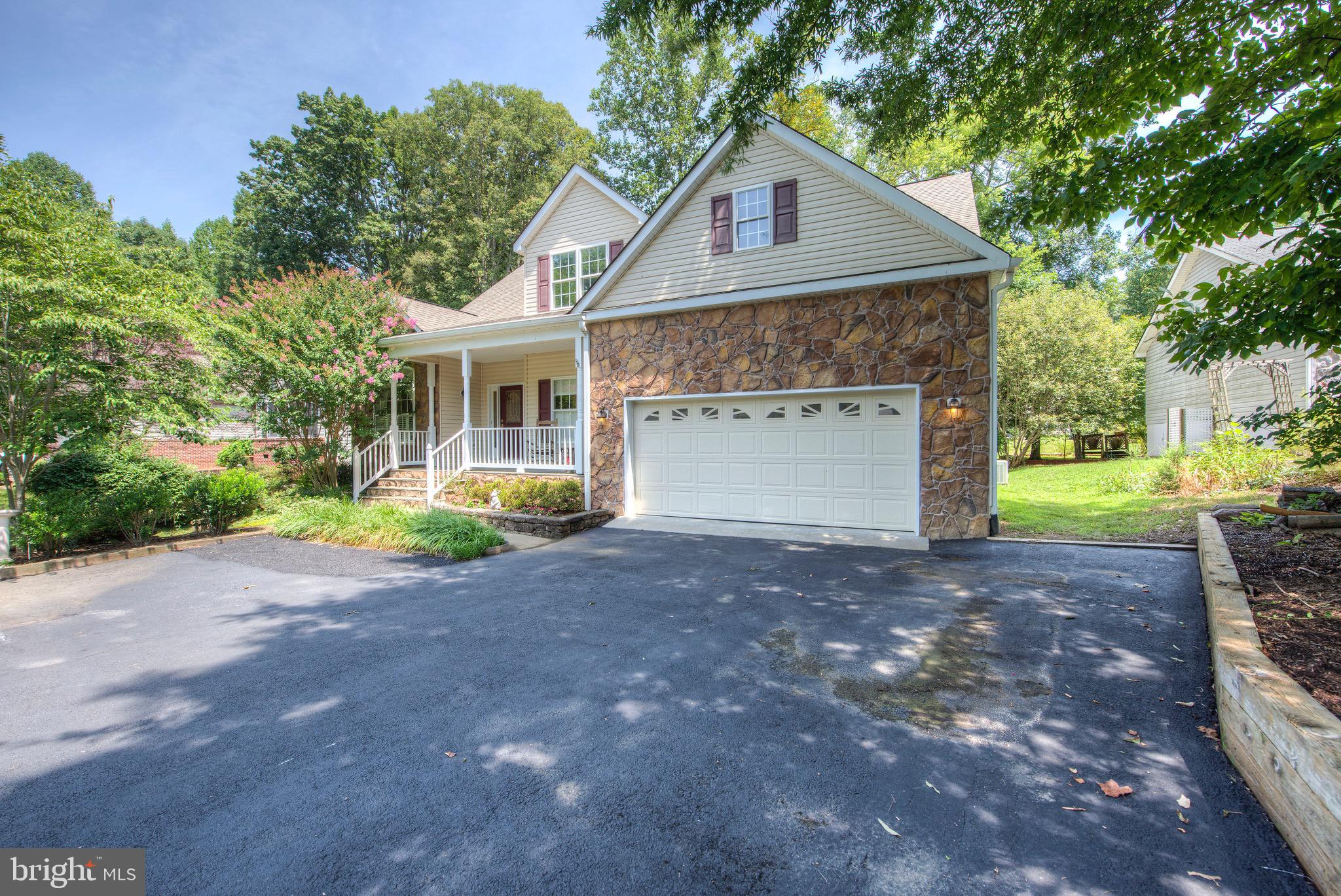 KELLYS LANDING - Residential