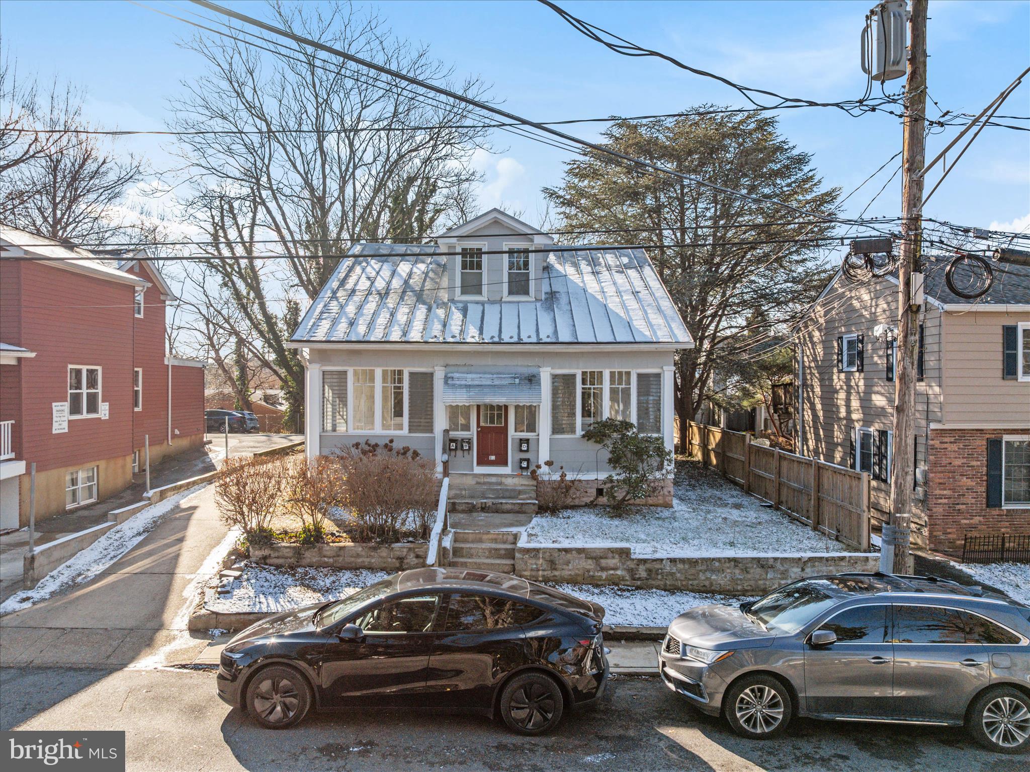 13 ANNAPOLIS STREET