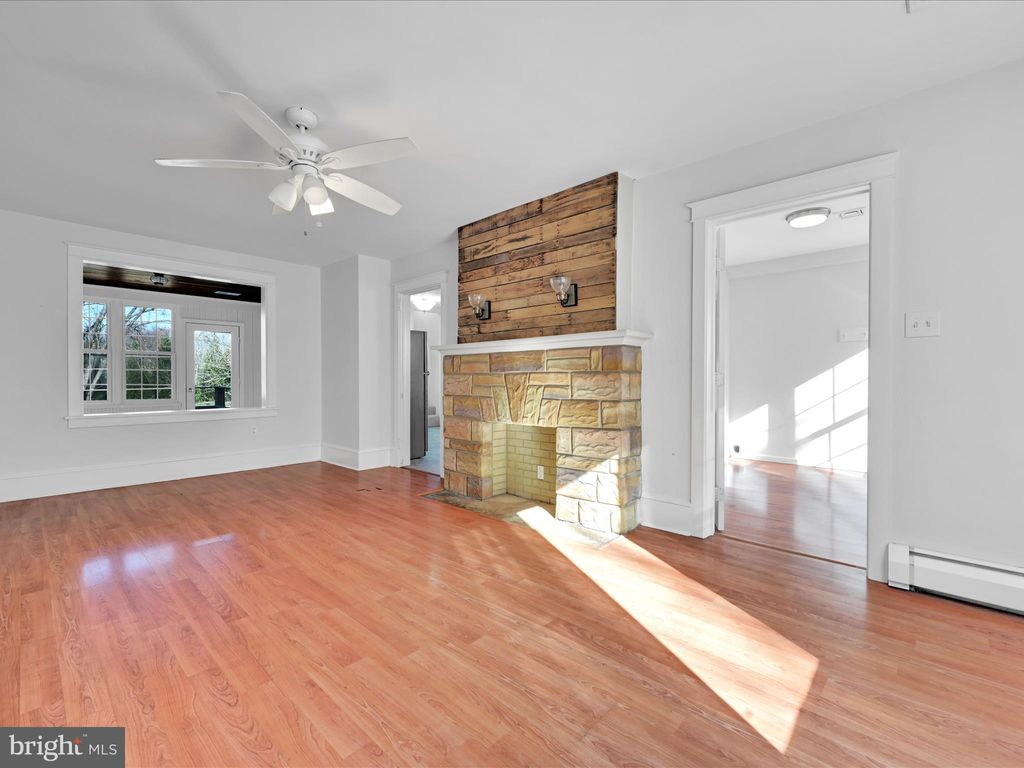 Photo of 2895 Graystone Road, East Petersburg, PA 17520 (MLS # PALA2043190)