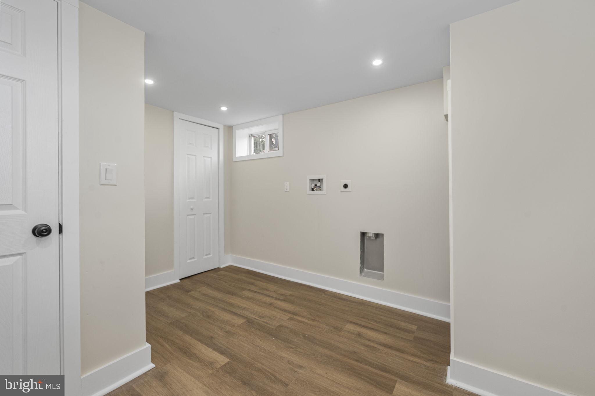 SHILLINGTON - Residential