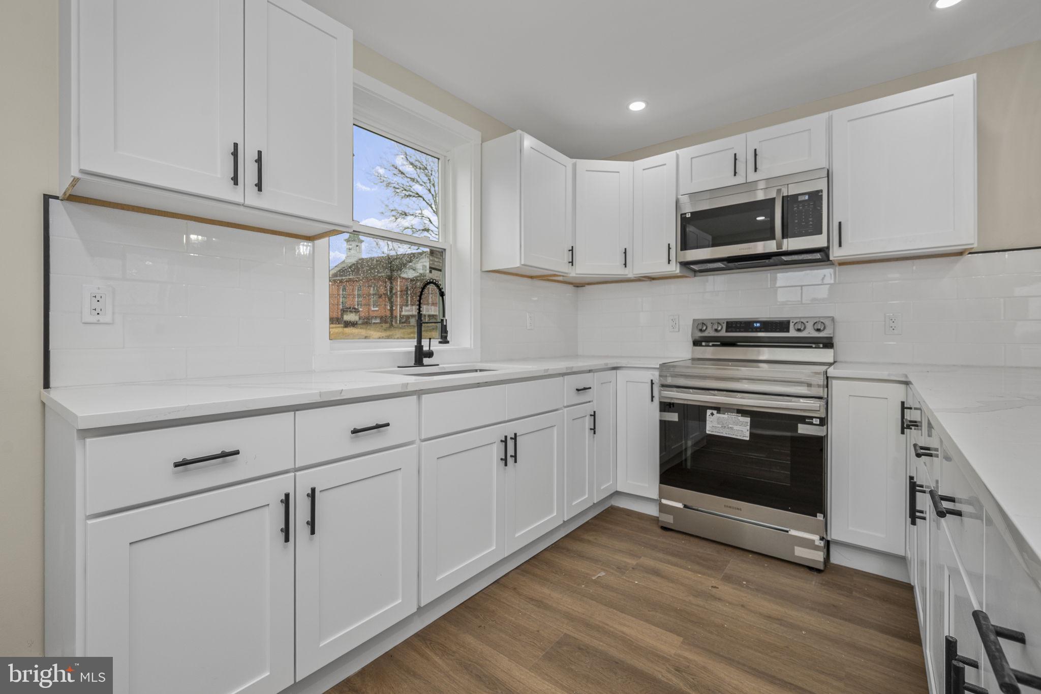 SHILLINGTON - Residential