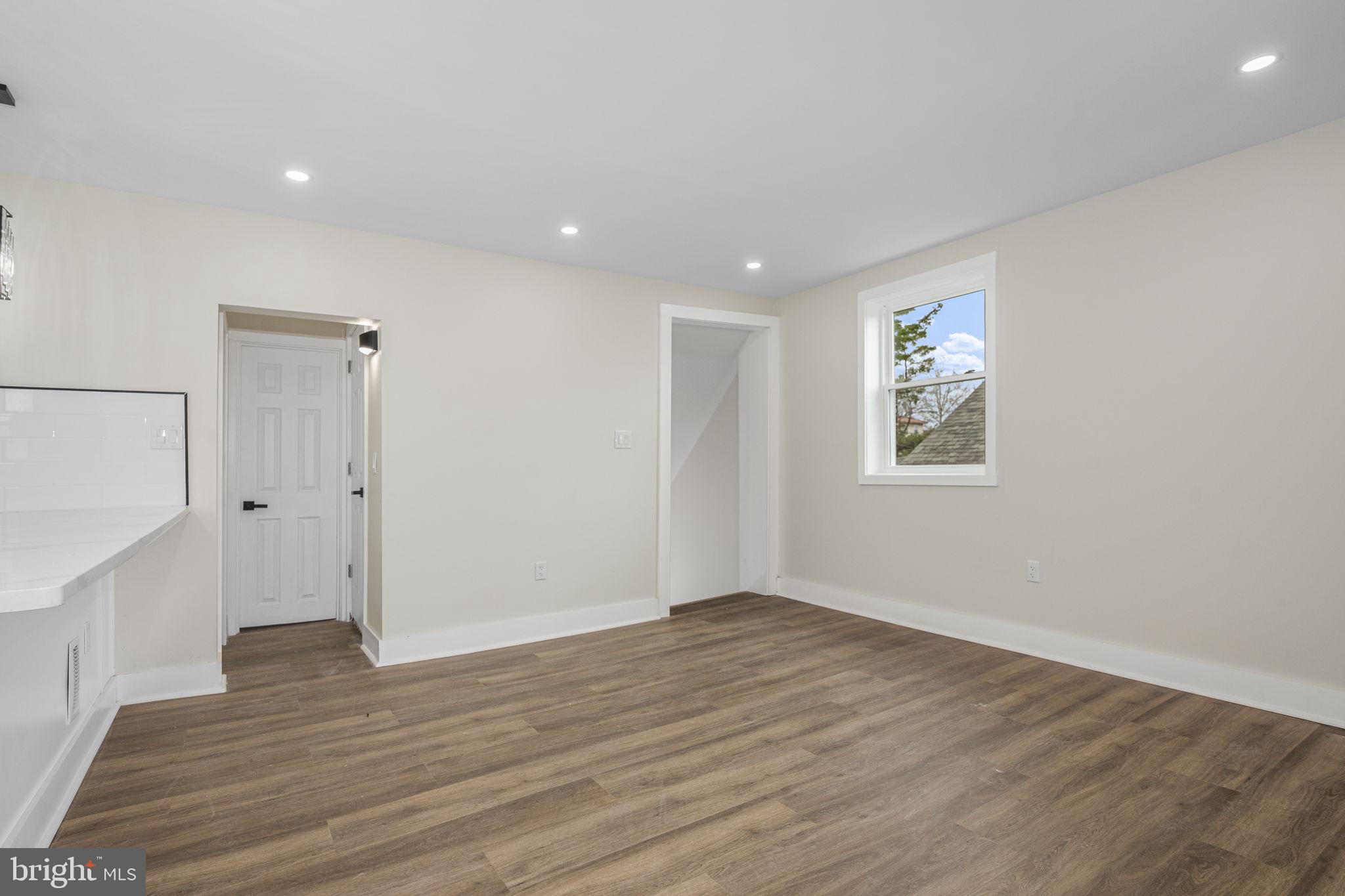 SHILLINGTON - Residential