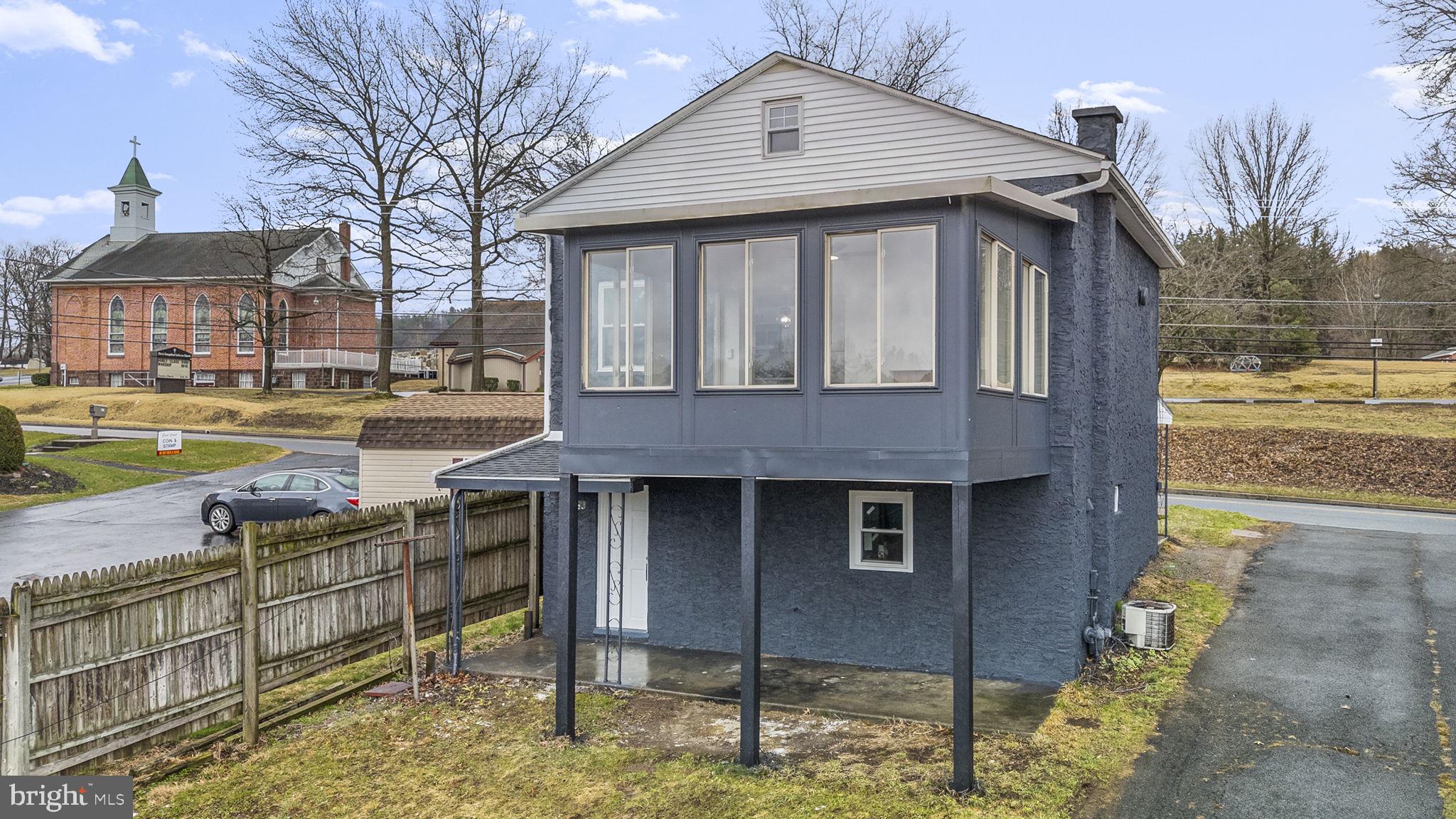 SHILLINGTON - Residential