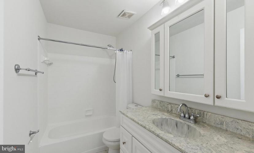 BROADFIELD AT WILTON FARM - Residential Lease