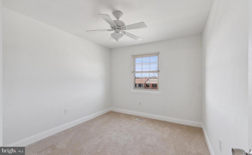 BROADFIELD AT WILTON FARM - Residential Lease