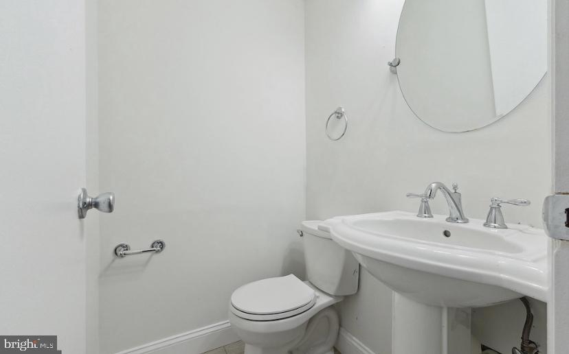 BROADFIELD AT WILTON FARM - Residential Lease