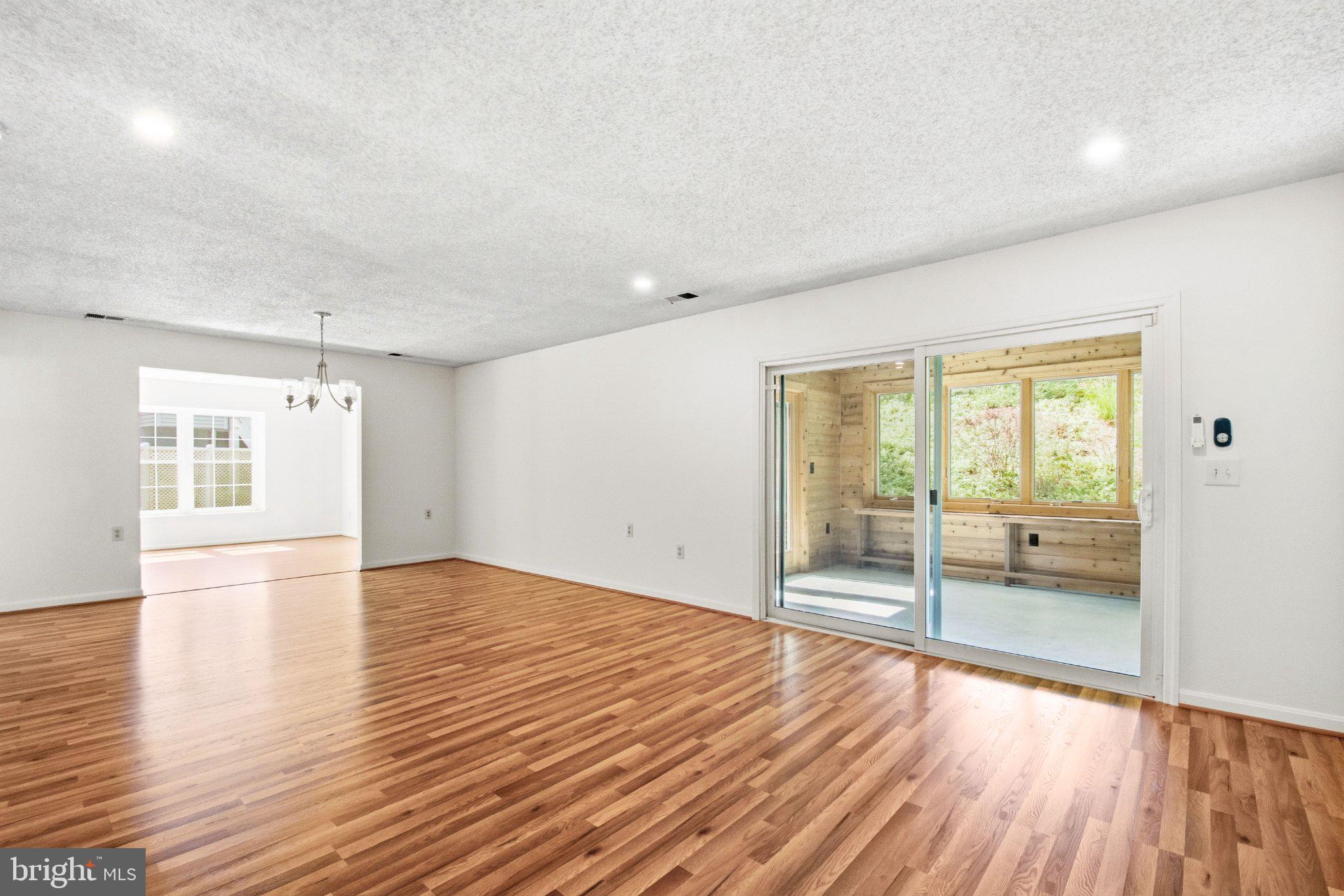 854 WOODMONT ROAD