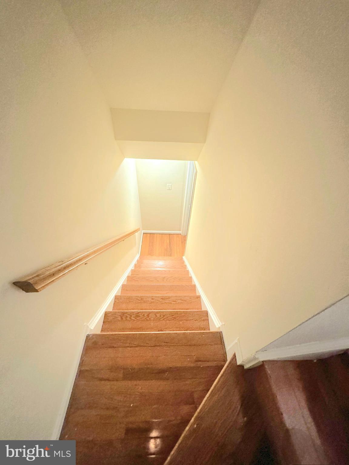 CALVERTON - Residential Lease