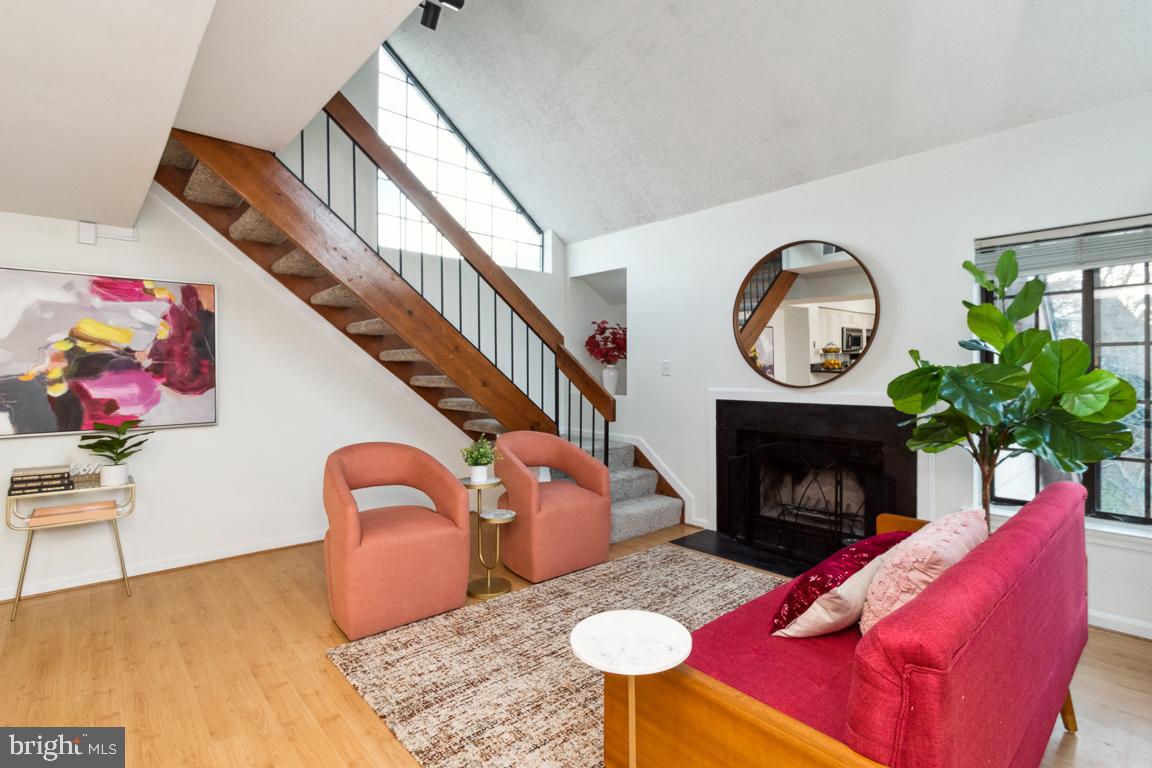 THE TIERS OF LAUREL LAKE - Residential