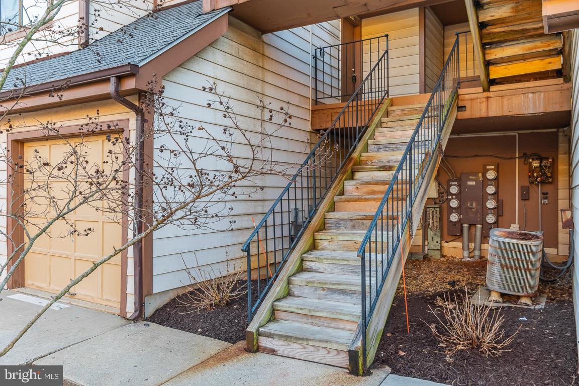 THE TIERS OF LAUREL LAKE - Residential