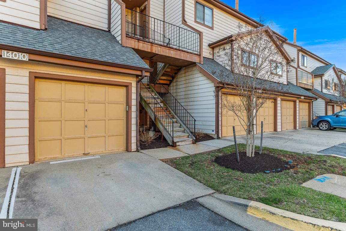 THE TIERS OF LAUREL LAKE - Residential