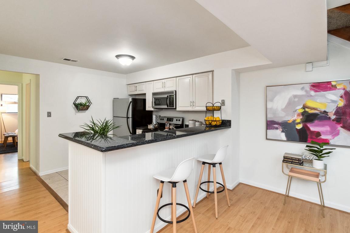 THE TIERS OF LAUREL LAKE - Residential