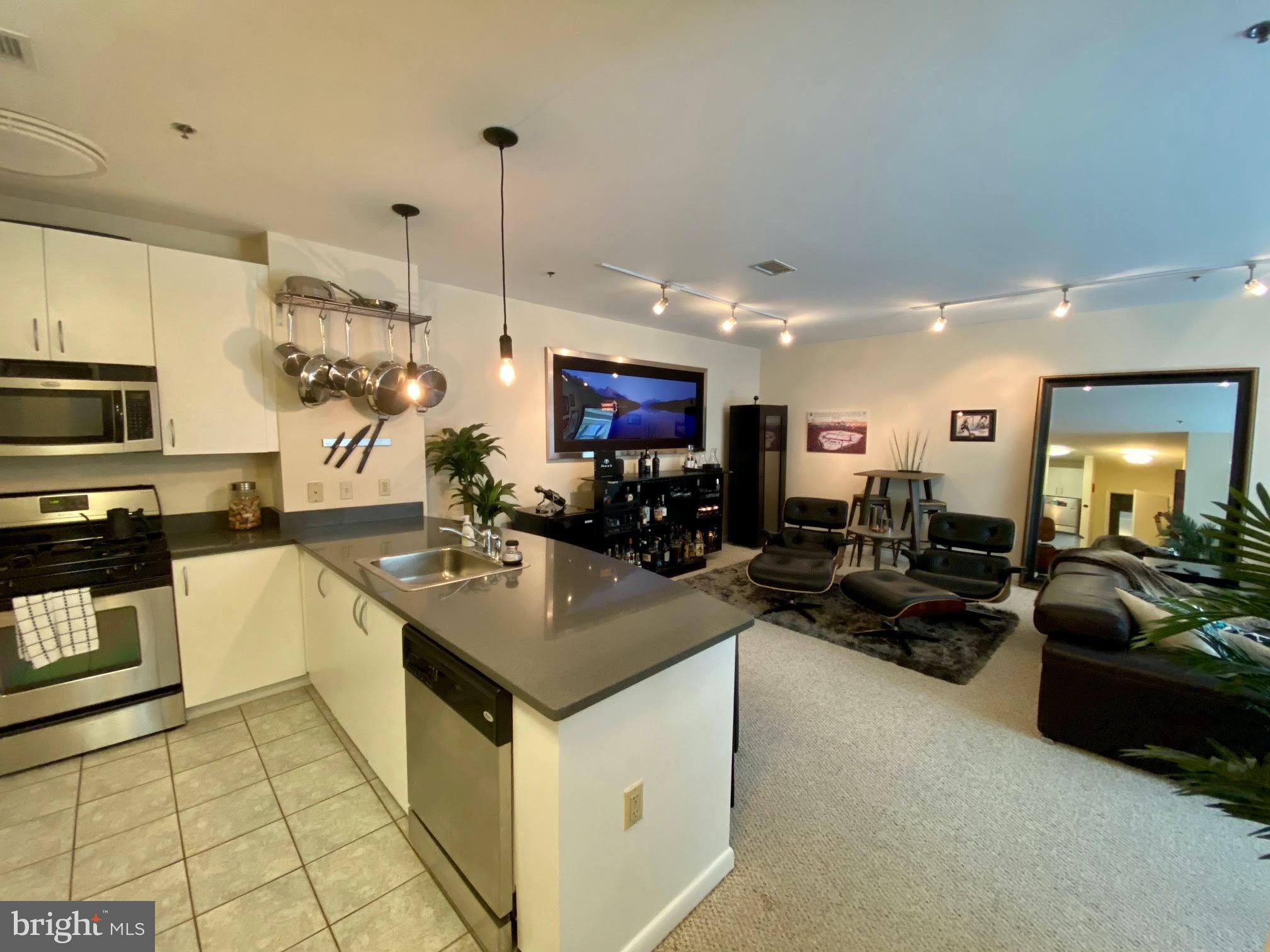 1300 N STREET NW NW 21
