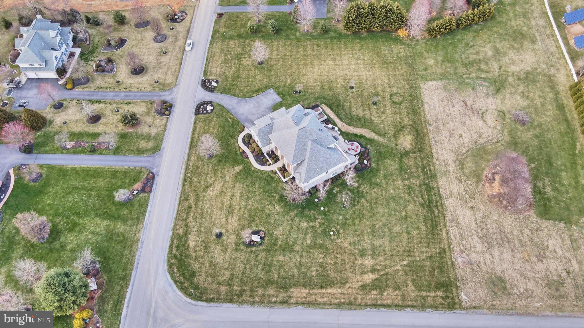 CLARENDON - Residential